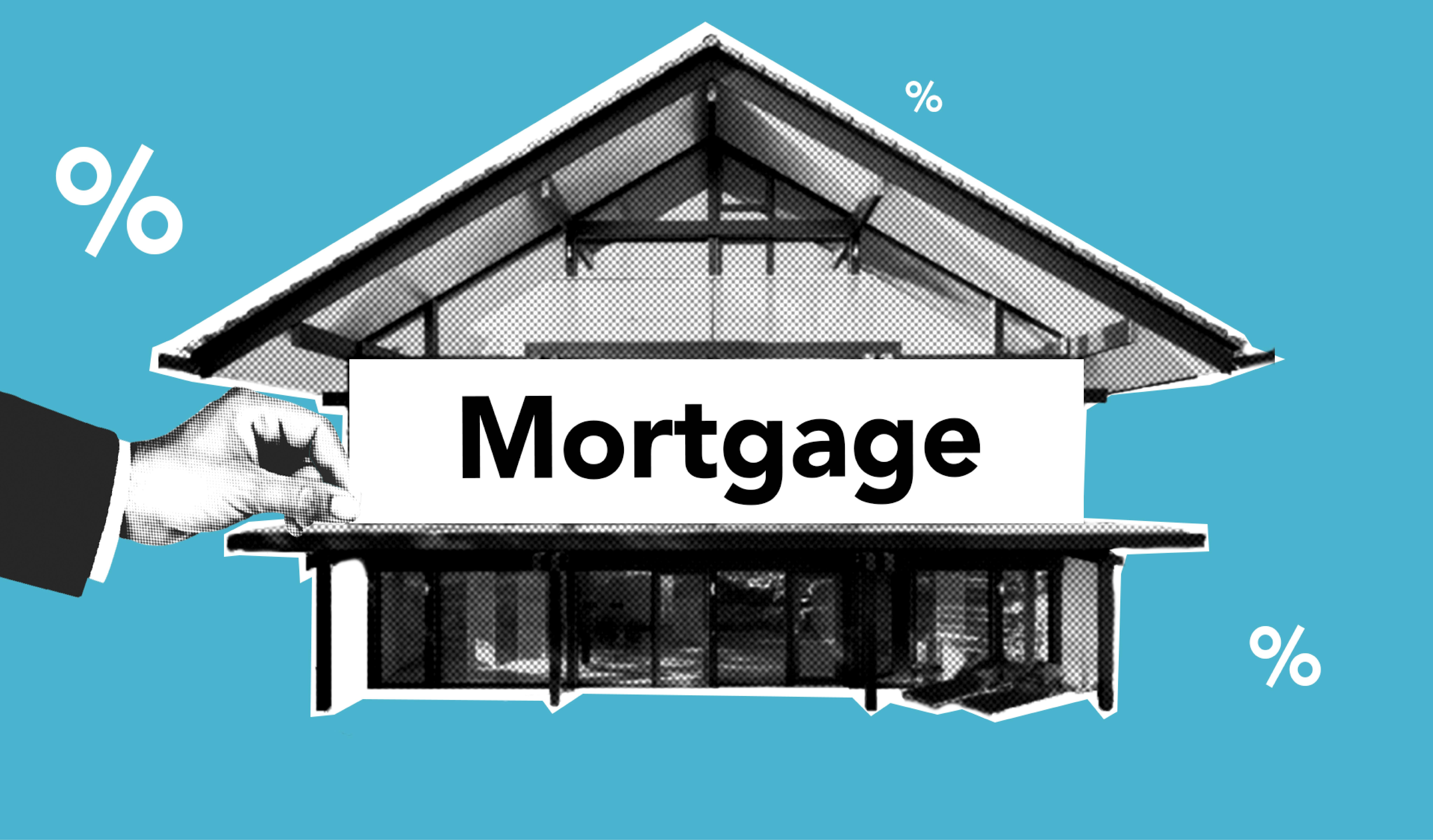 8192x4804 Realtor suggesting mortgage for buying
