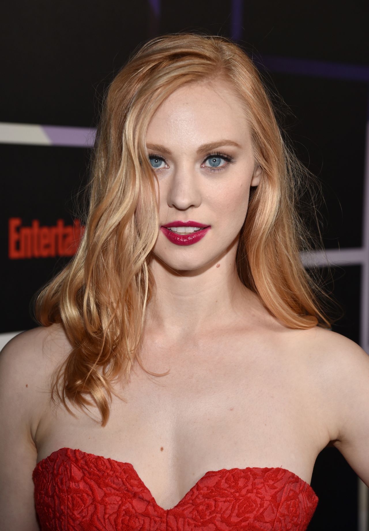 1280x1838 Deborah Ann Woll