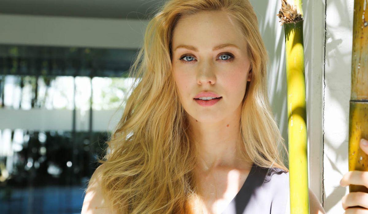 1200x697 Deborah Ann Woll Wallpaper