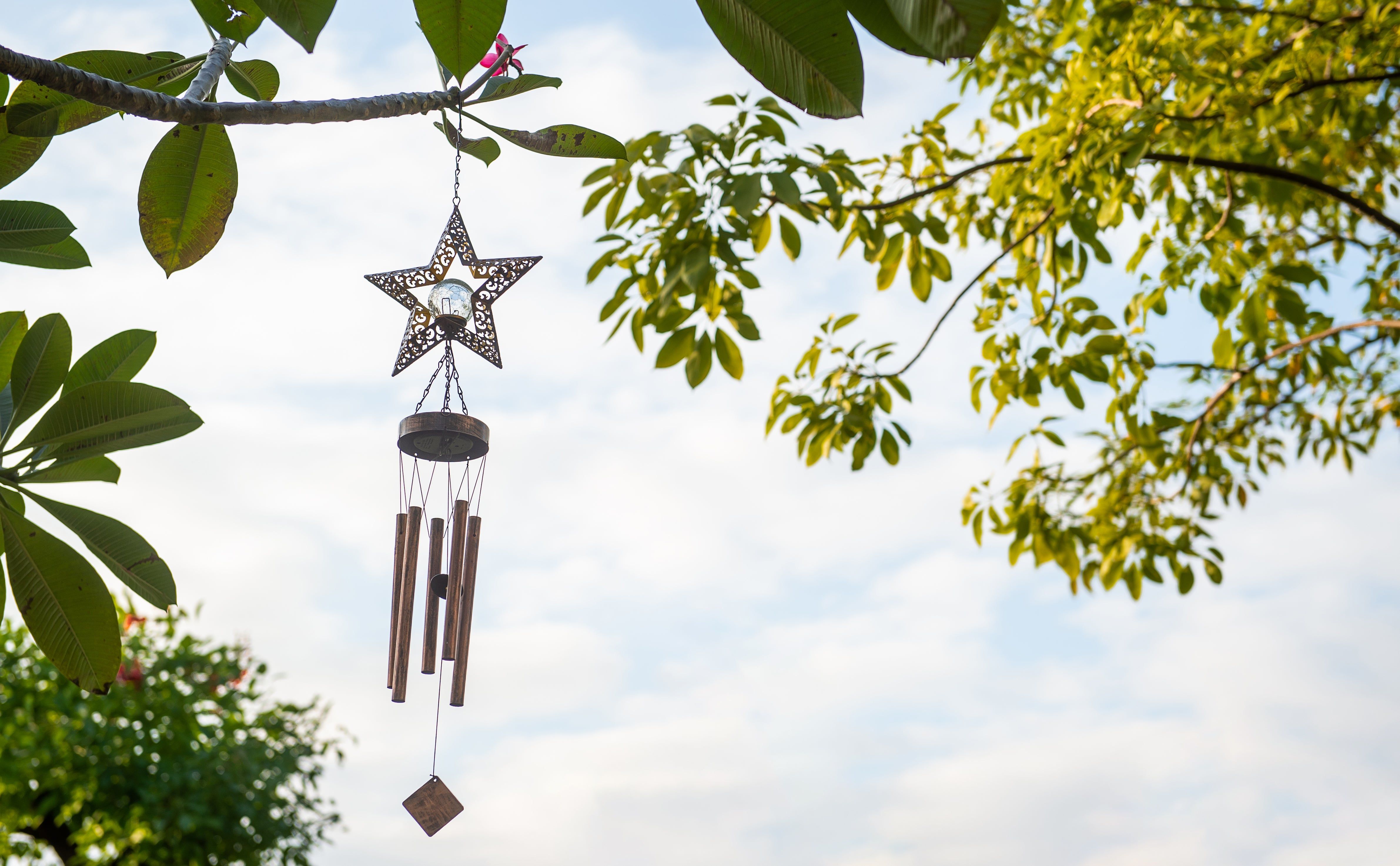 4763x2946 LeiDrail Solar Wind Chimes for Outside