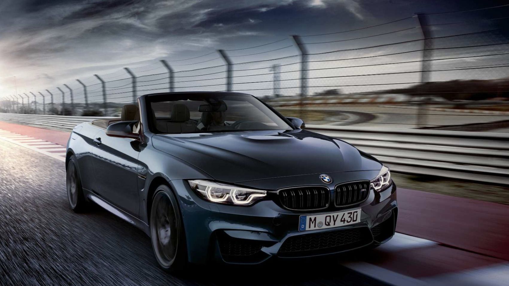 1702x957 BMW M4 Convertible 30 Jahre Edition