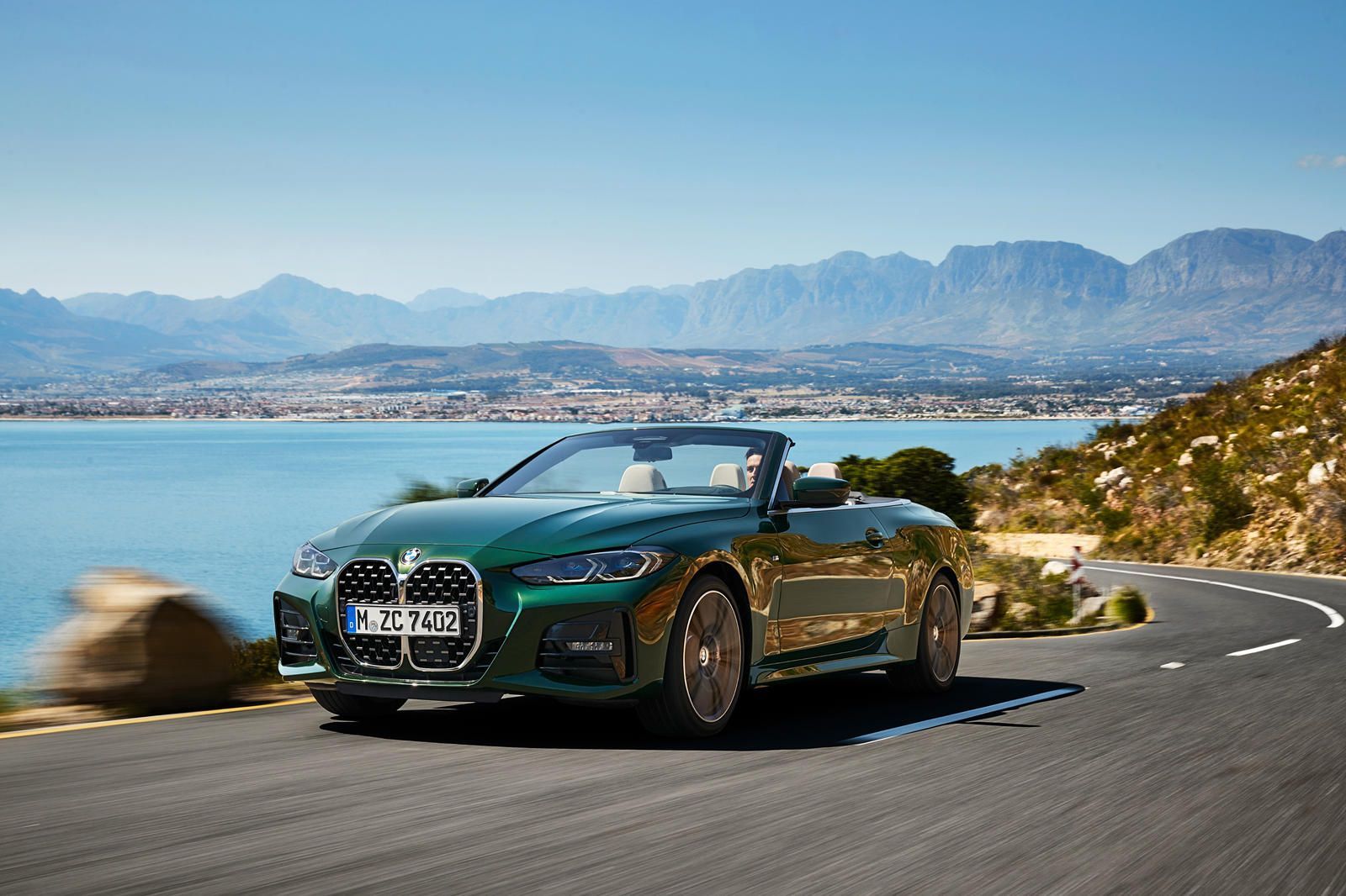 1600x1066 BMW 4 Series Convertible Exterior