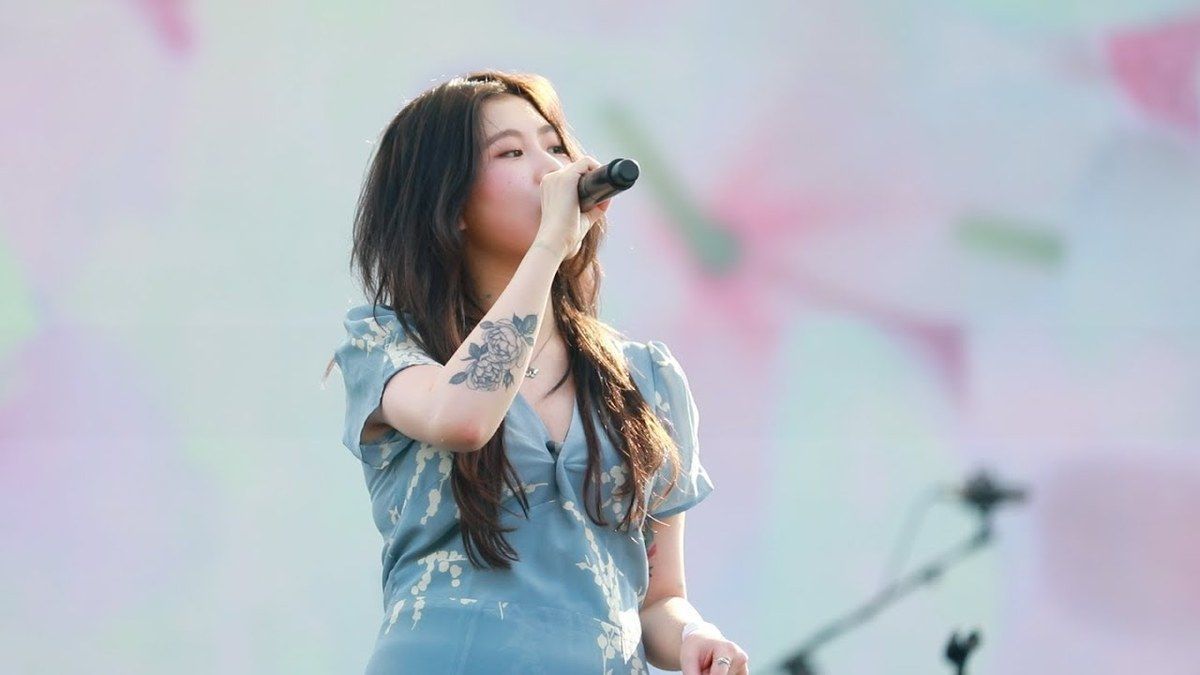 1200x675 theqoo BAEK YERIN'S NEW TATTOO PANN좋아!