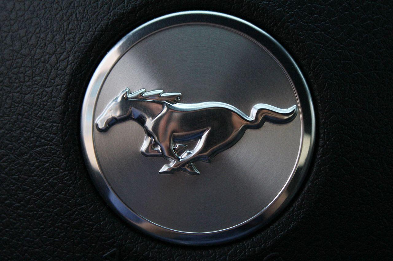 1280x850 Mustang Logo Hình Nền HD iPhone