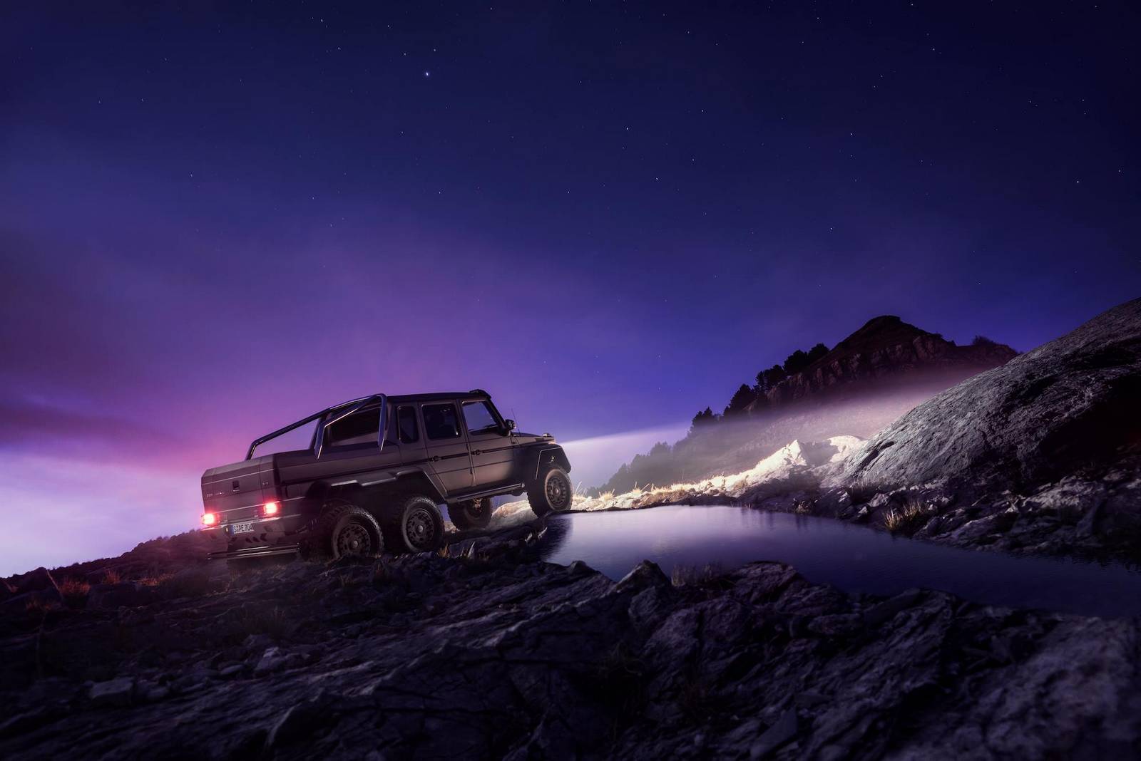 1600x1068 Photo Of The Day: Stunning Mercedes Benz G63 AMG 6x6!