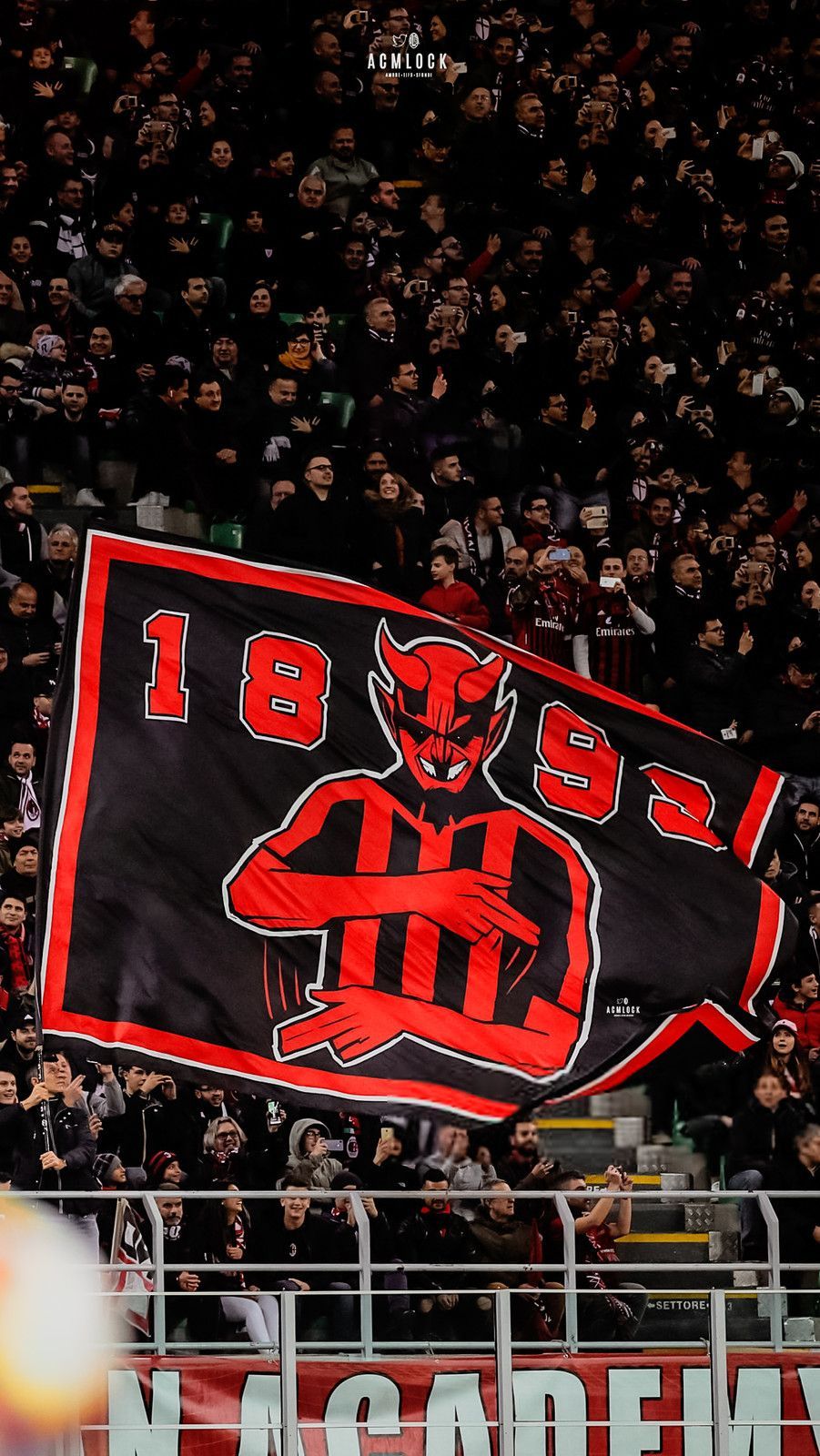 901x1600 Curva Sud
