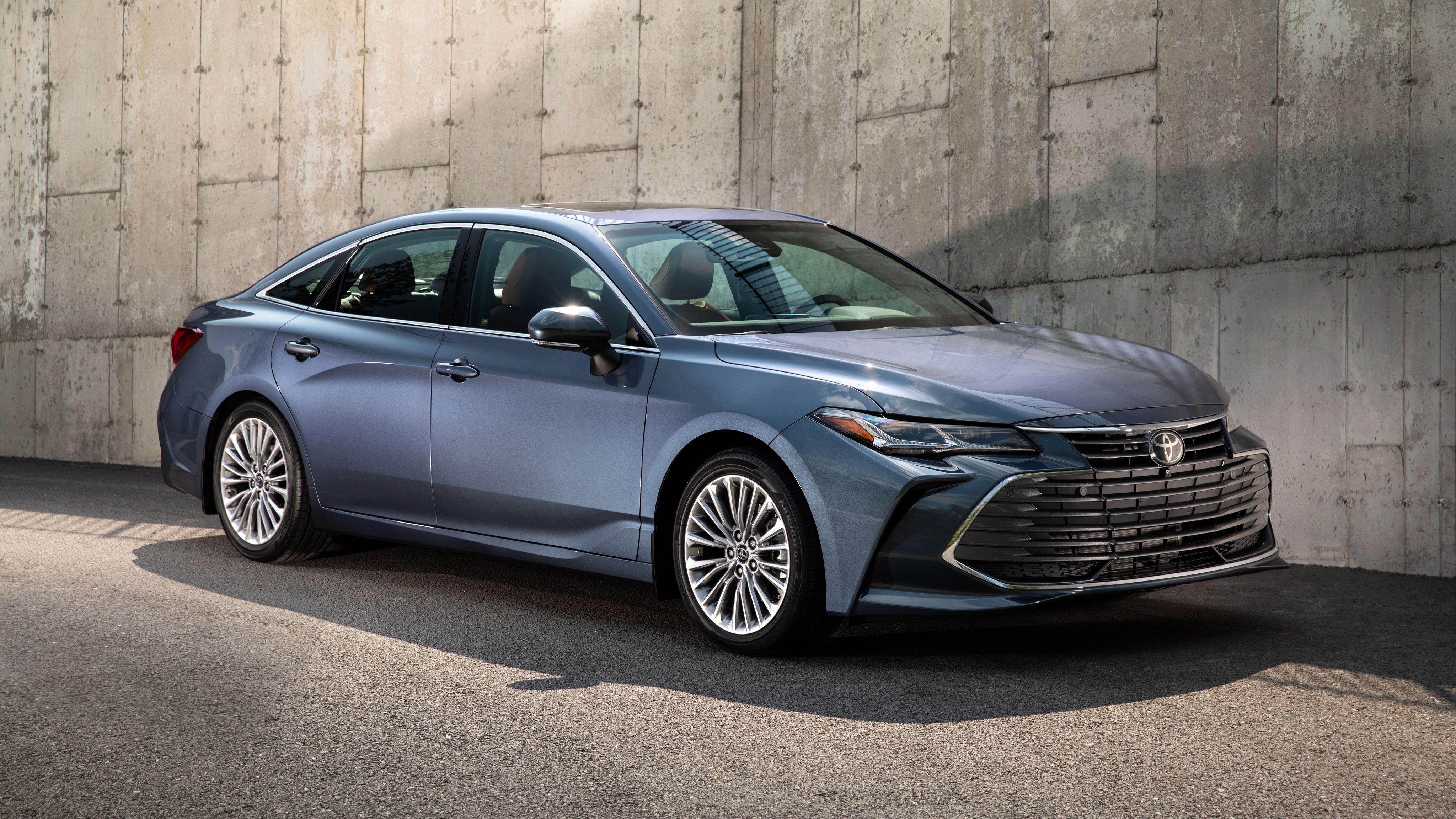 4096x2304 Toyota Avalon Limited 4K Wallpaper