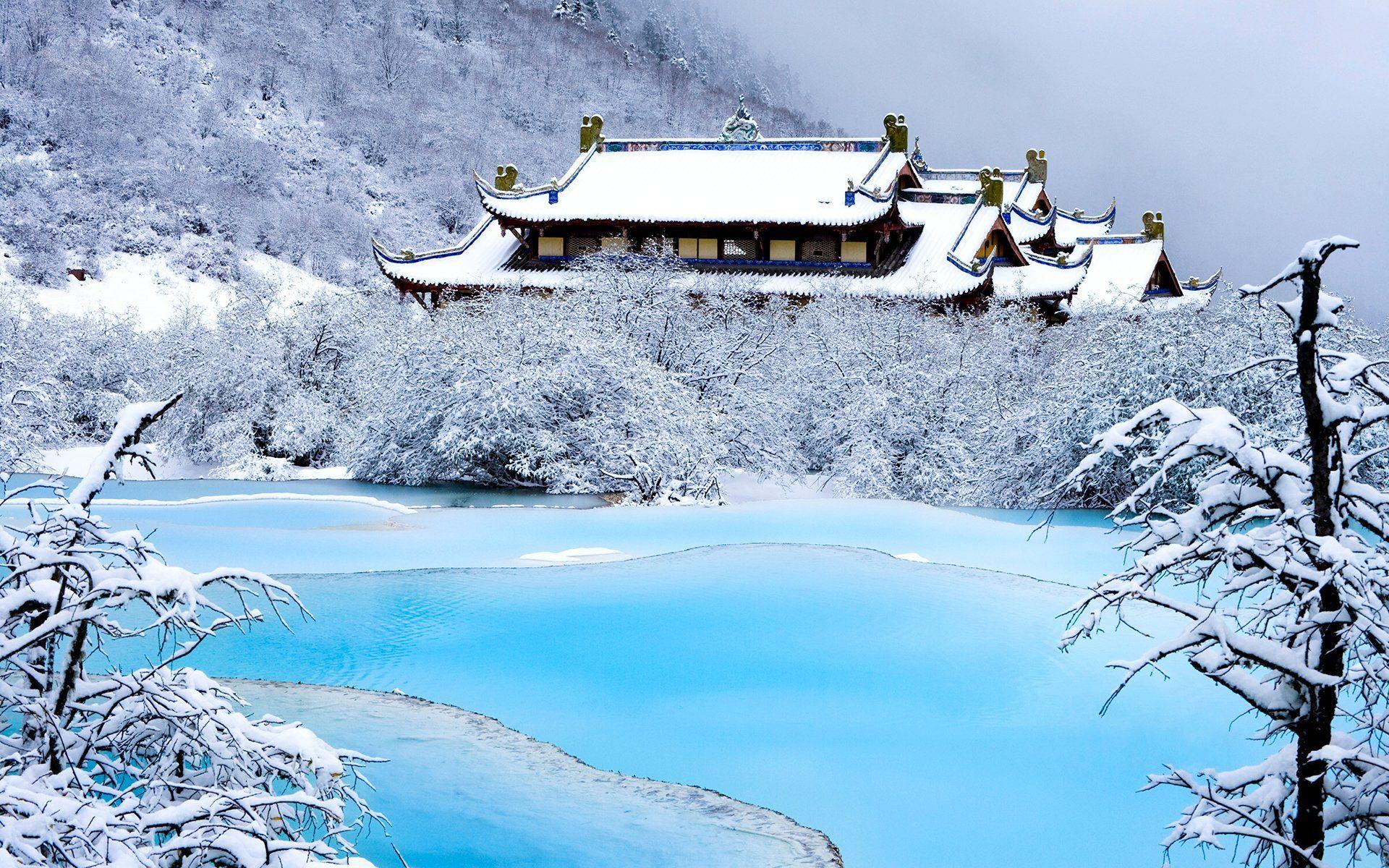 1920x1200 Ngôi đền Trung Quốc trên hồ vào mùa đông Hình nền HD