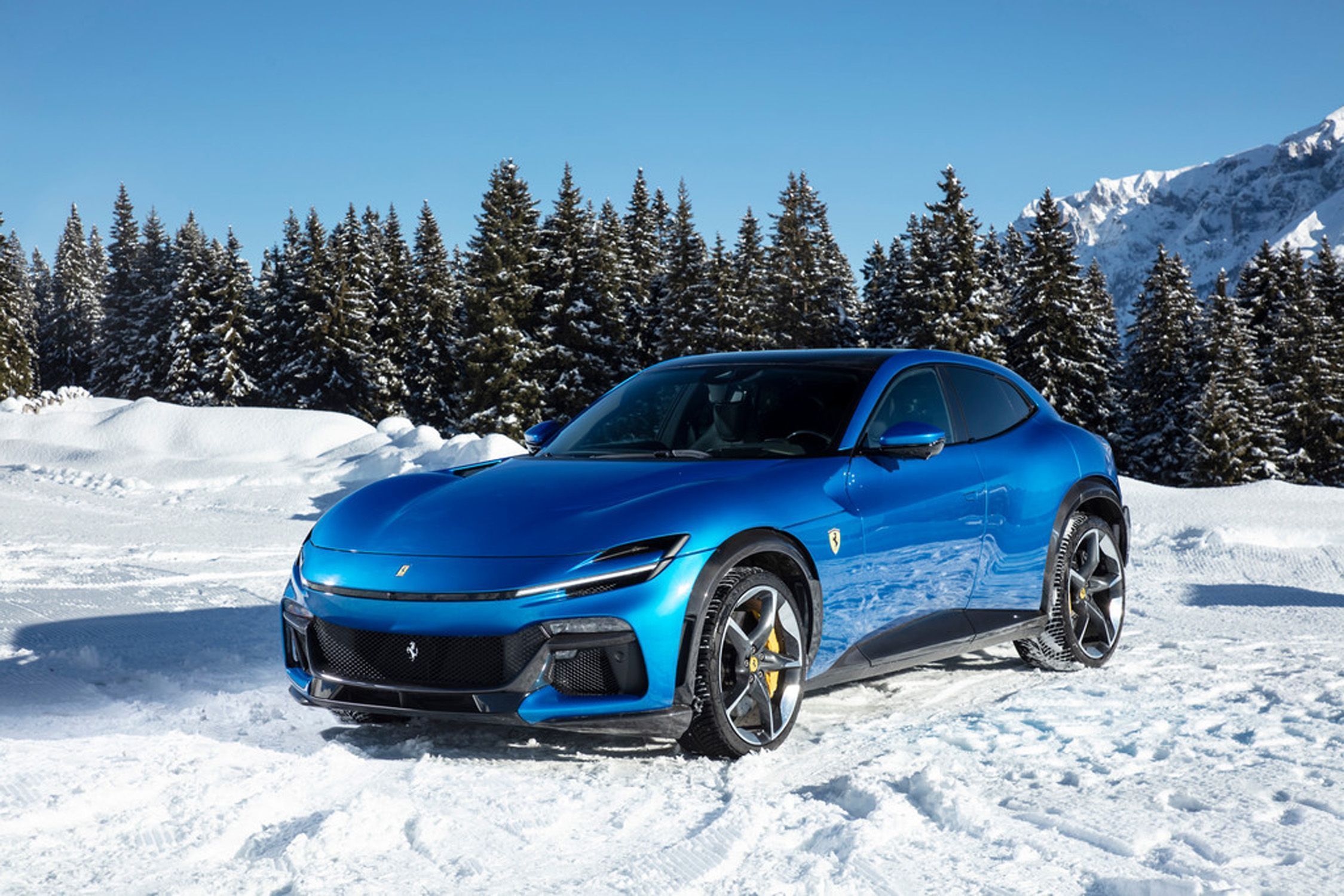 2249x1500 View Photo of the 2024 Ferrari Purosangue
