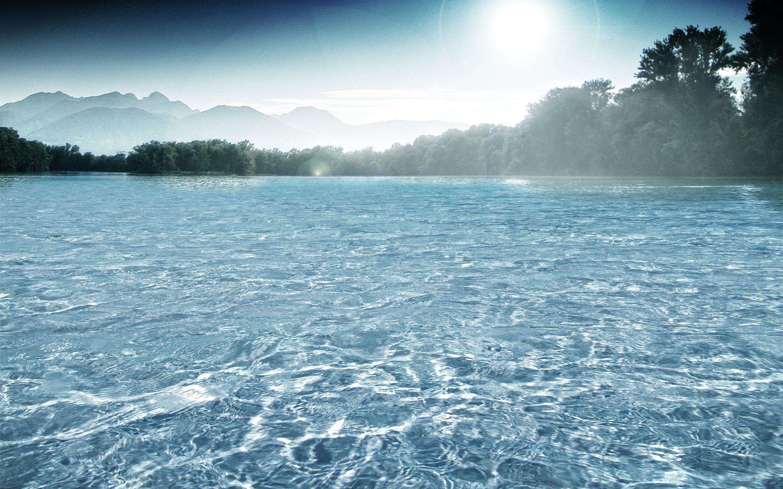 2560x1600 Crystal Clear Water & Sun desktop PC and Mac wallpaper