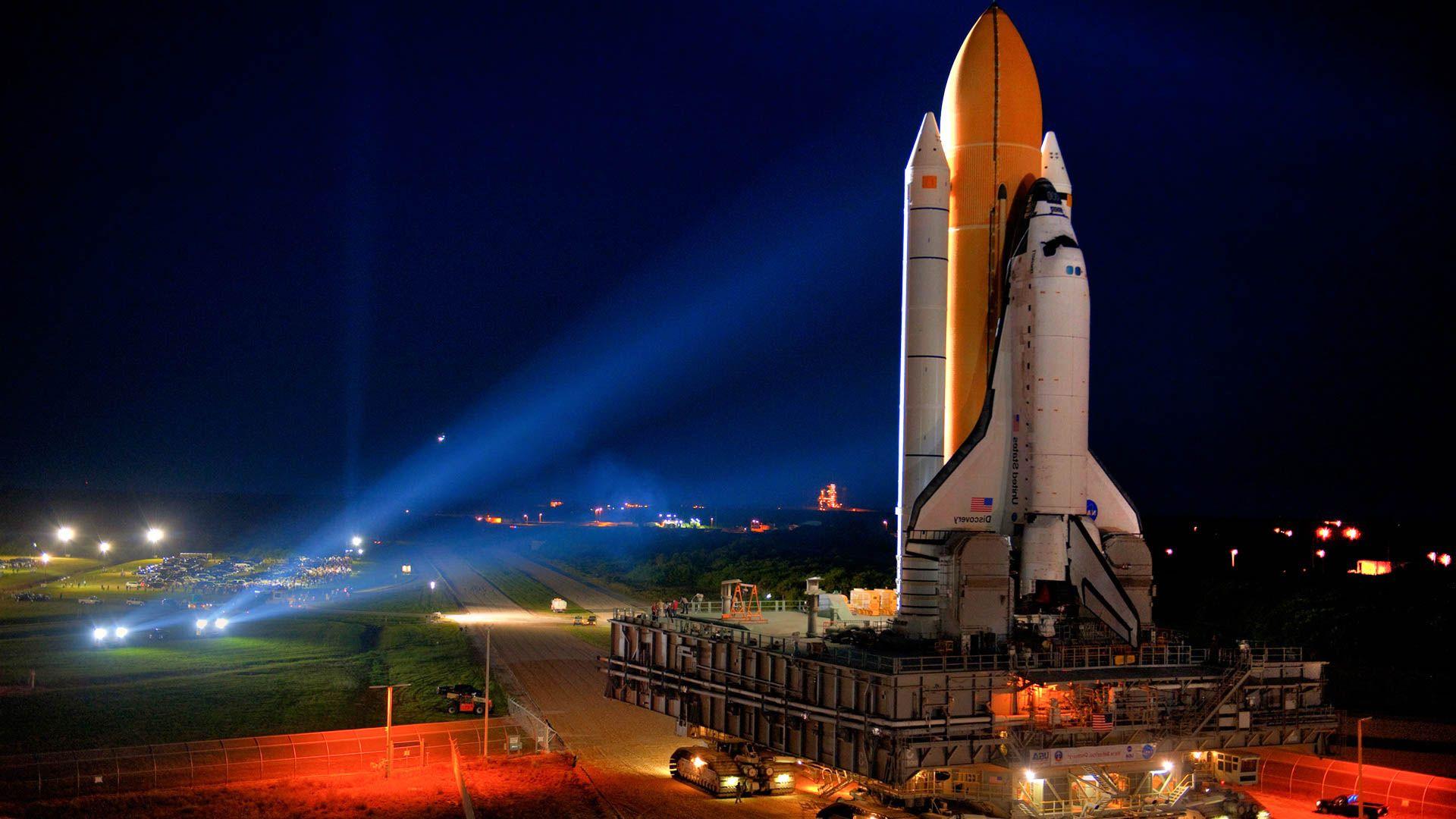 Premium Photo  Space shuttle takes off into space on jupiter background  elements of this image furnished by nasa