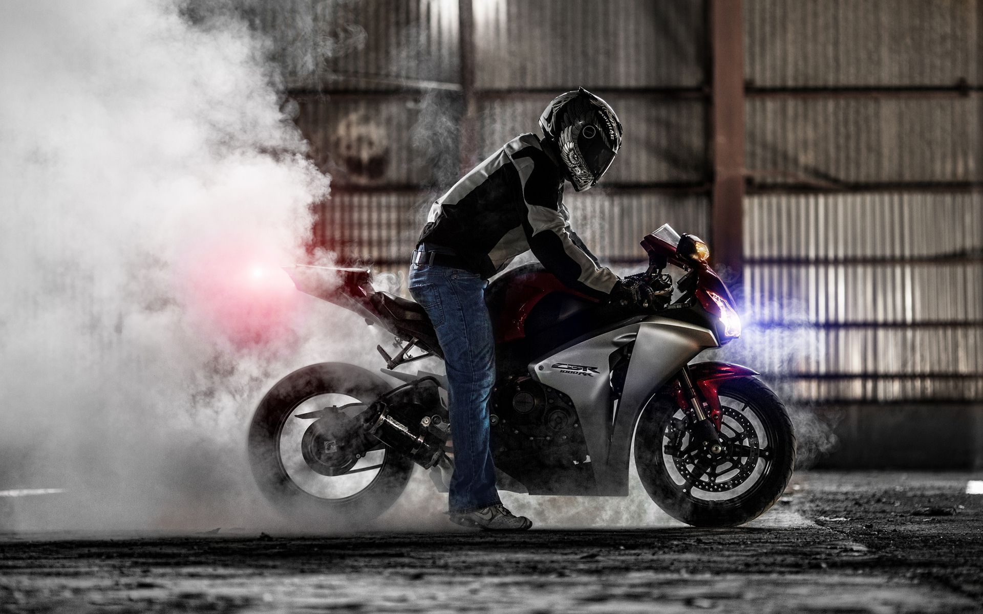 1920x1200 Download wallpaper smoke, motorcycle