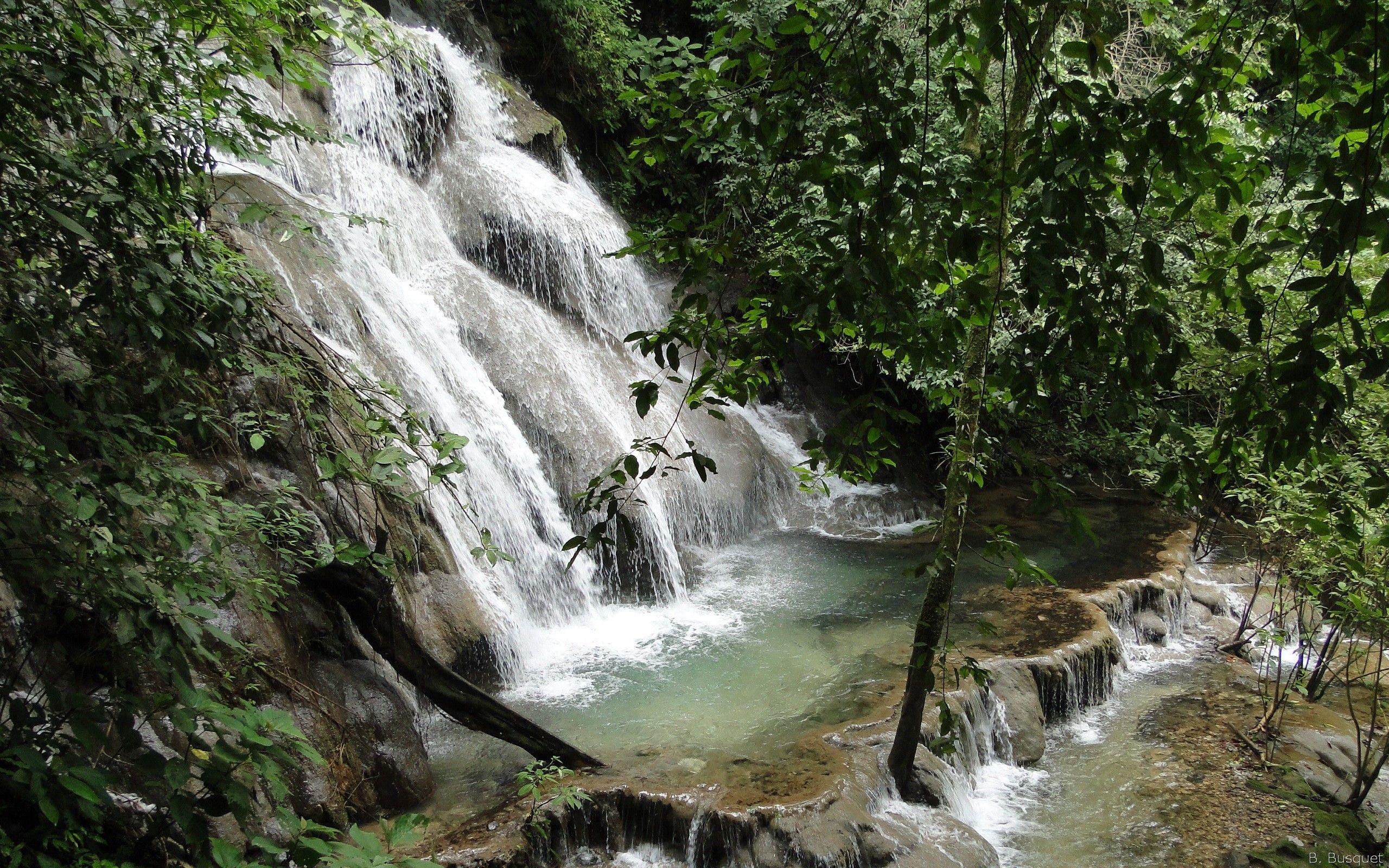 2560x1600 Waterfalls wallpaper. Barbaras HD Wallpaper