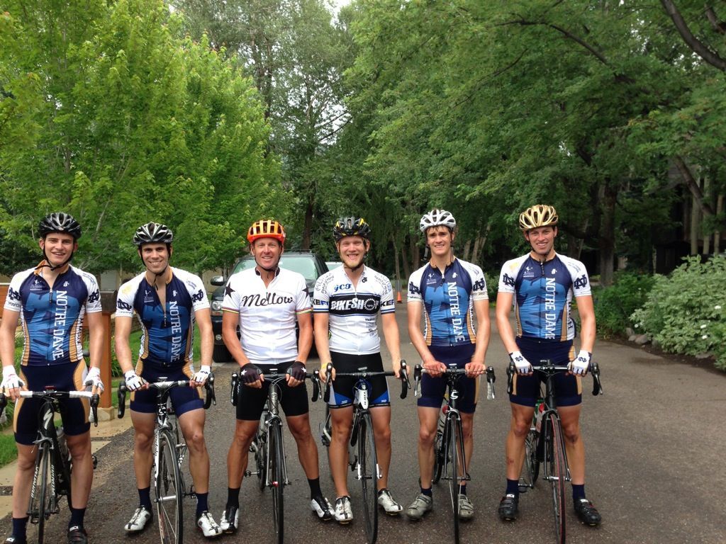 1024x768 Ride with Lance Armstrong