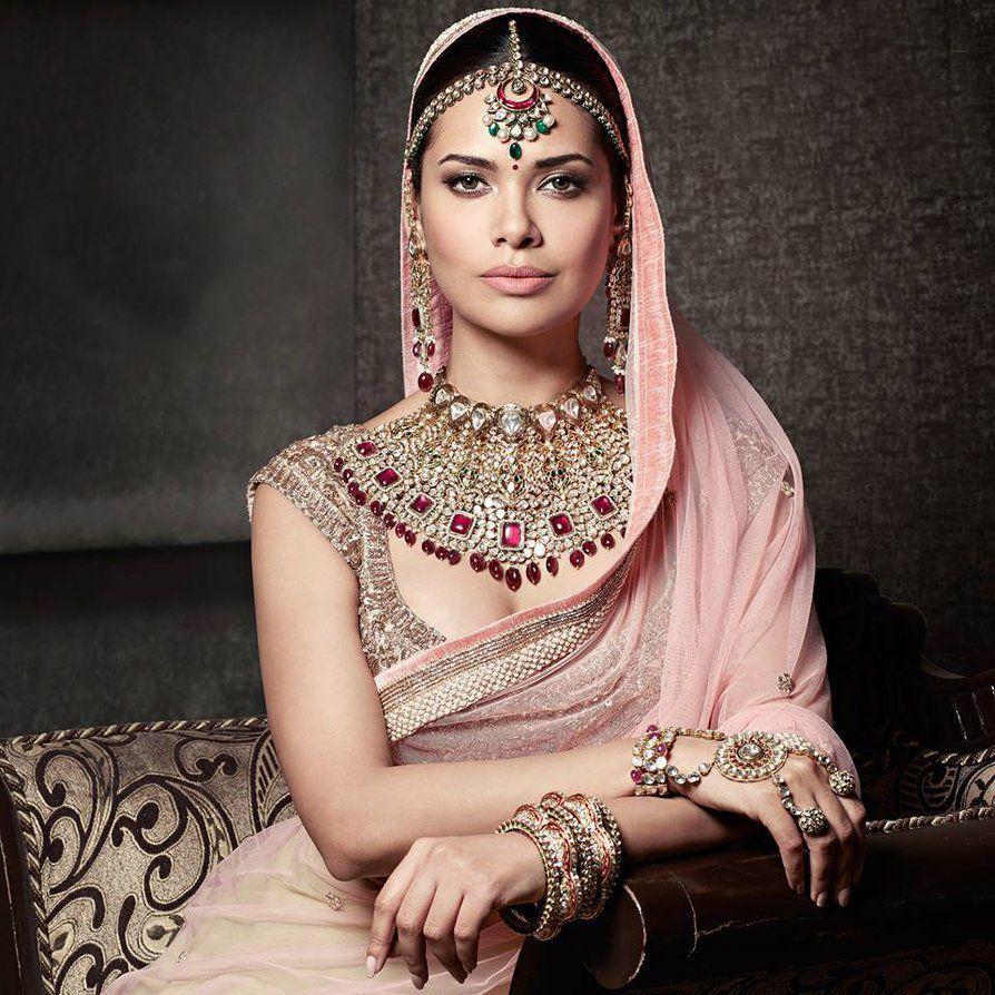894x894 Hot Esha Gupta Photohoot And HD Wallpaper