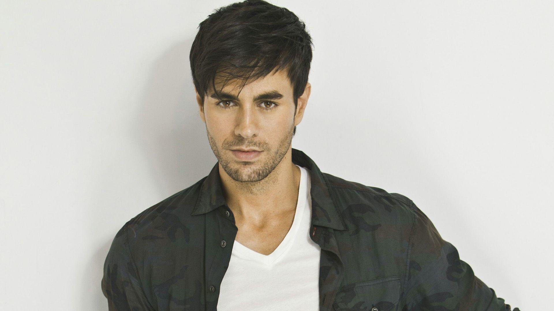 Enrique Iglesias Bio Age, Net Worth, Career, Wife, Songs