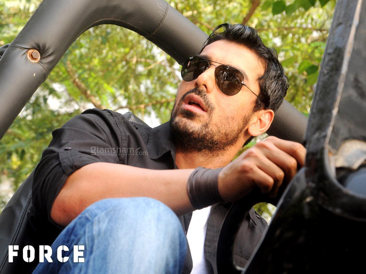 1280x960 Bollywood Hunk John Abraham Image Wallpaper HD Hot Actress