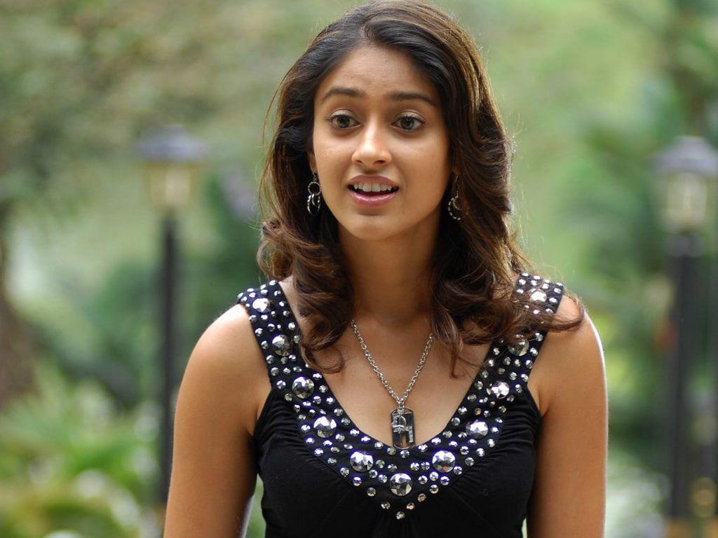 1024x768 HD wallpaper: celebrity, celebrities, 2560x Ileana D