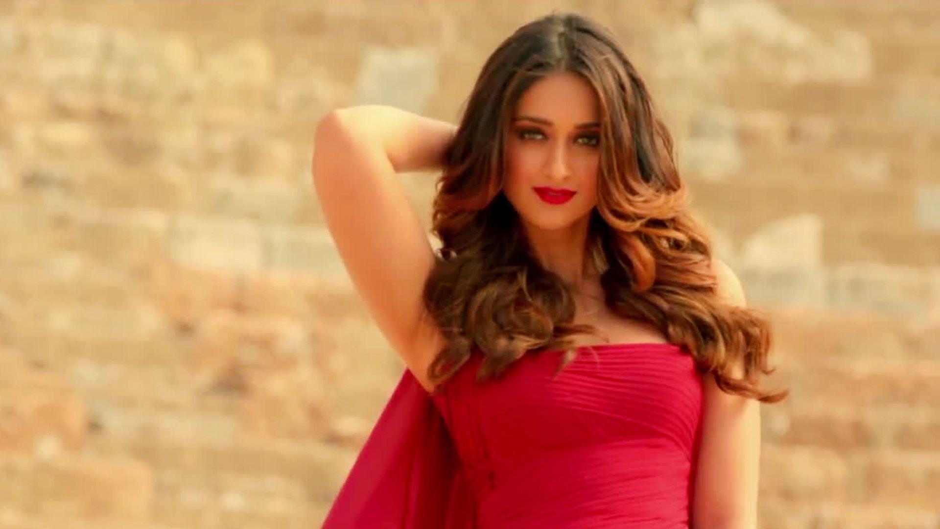 1920x1080 Ileana DCruz High Definition Wallpaper 28676