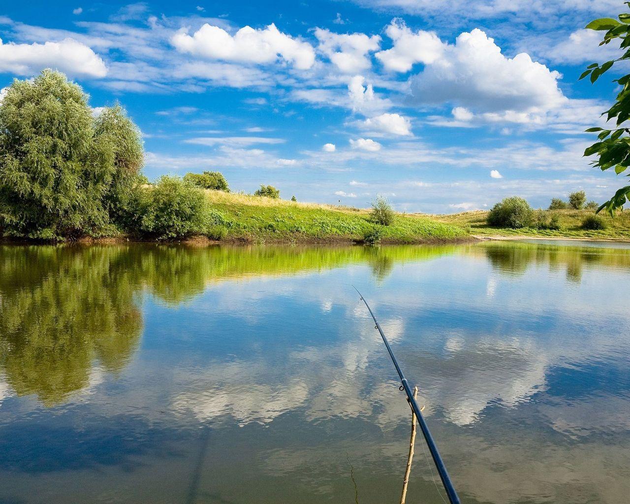 1280x1024 Gone Fishing