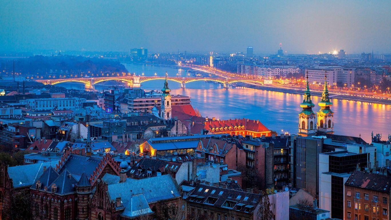 1366x768 Hungary Wallpaper