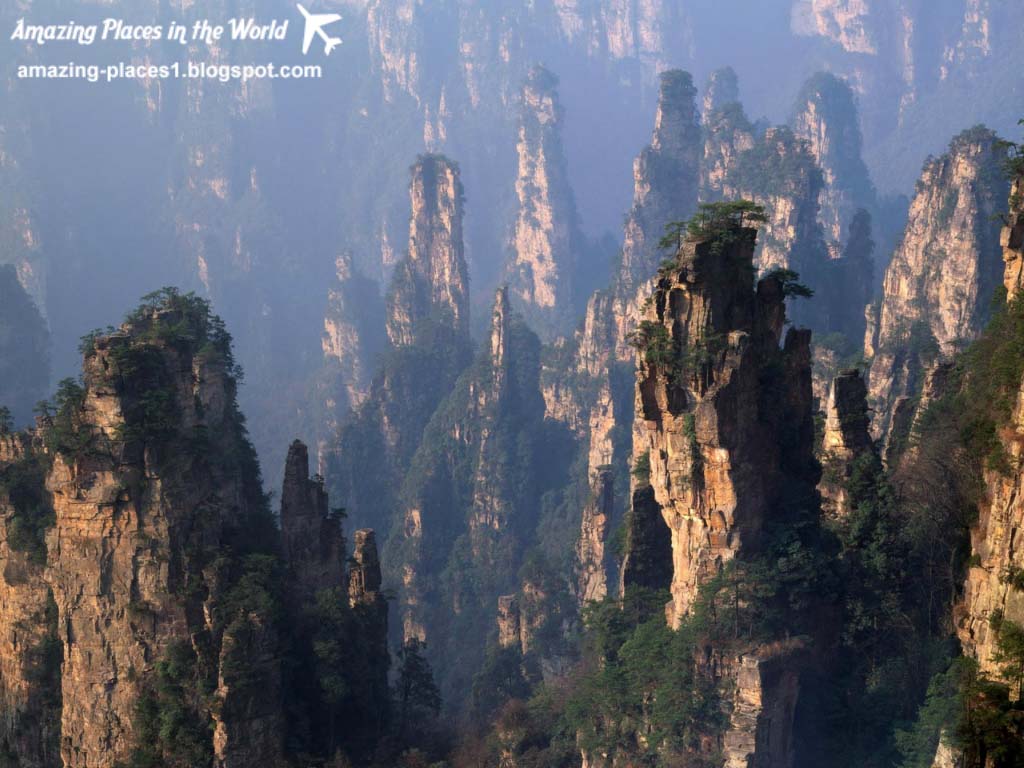 1024x768 Best The beautiful natural landscape of huangshan mountain