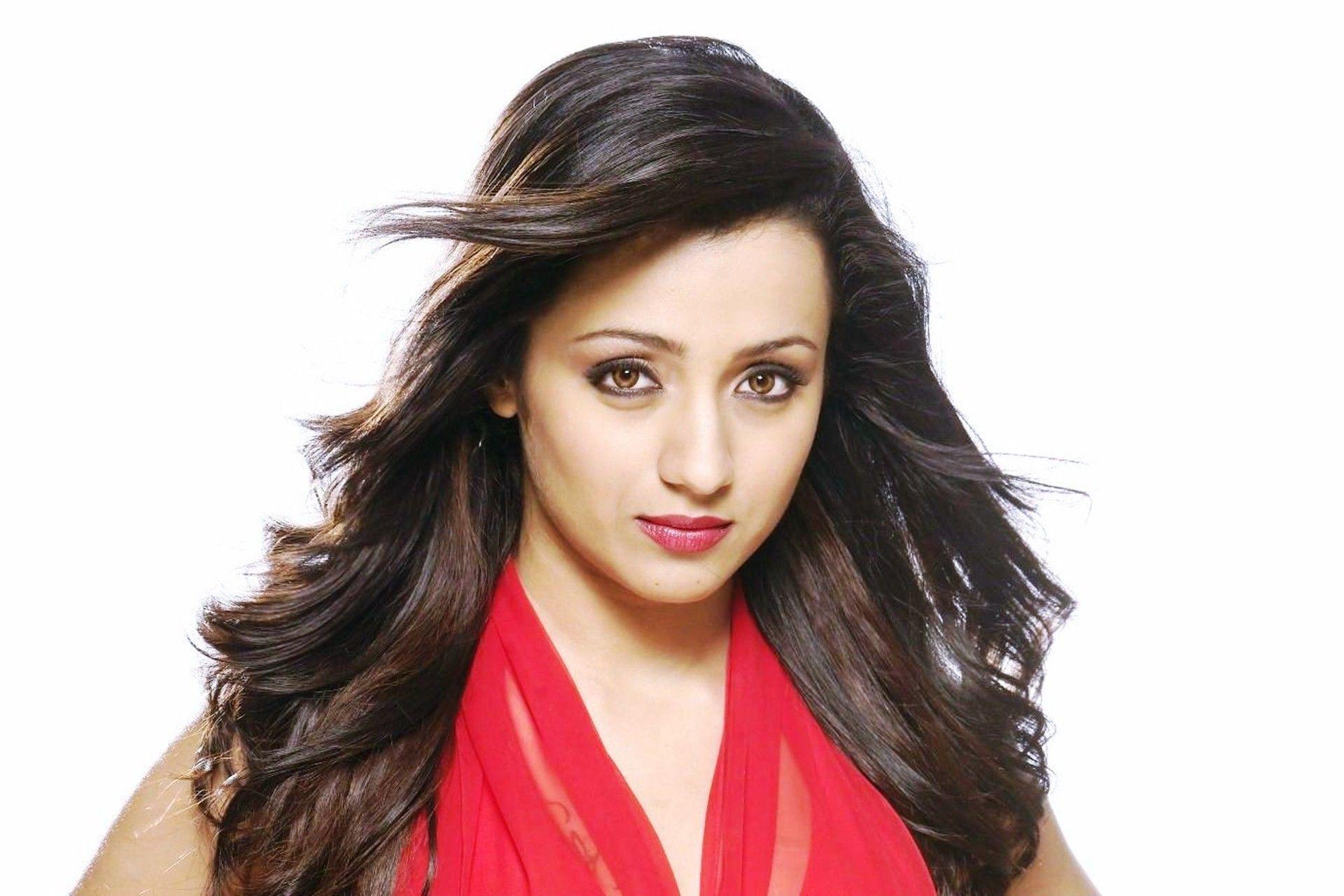 1920x1280 Trisha Krishnan Background Wallpaper 05225