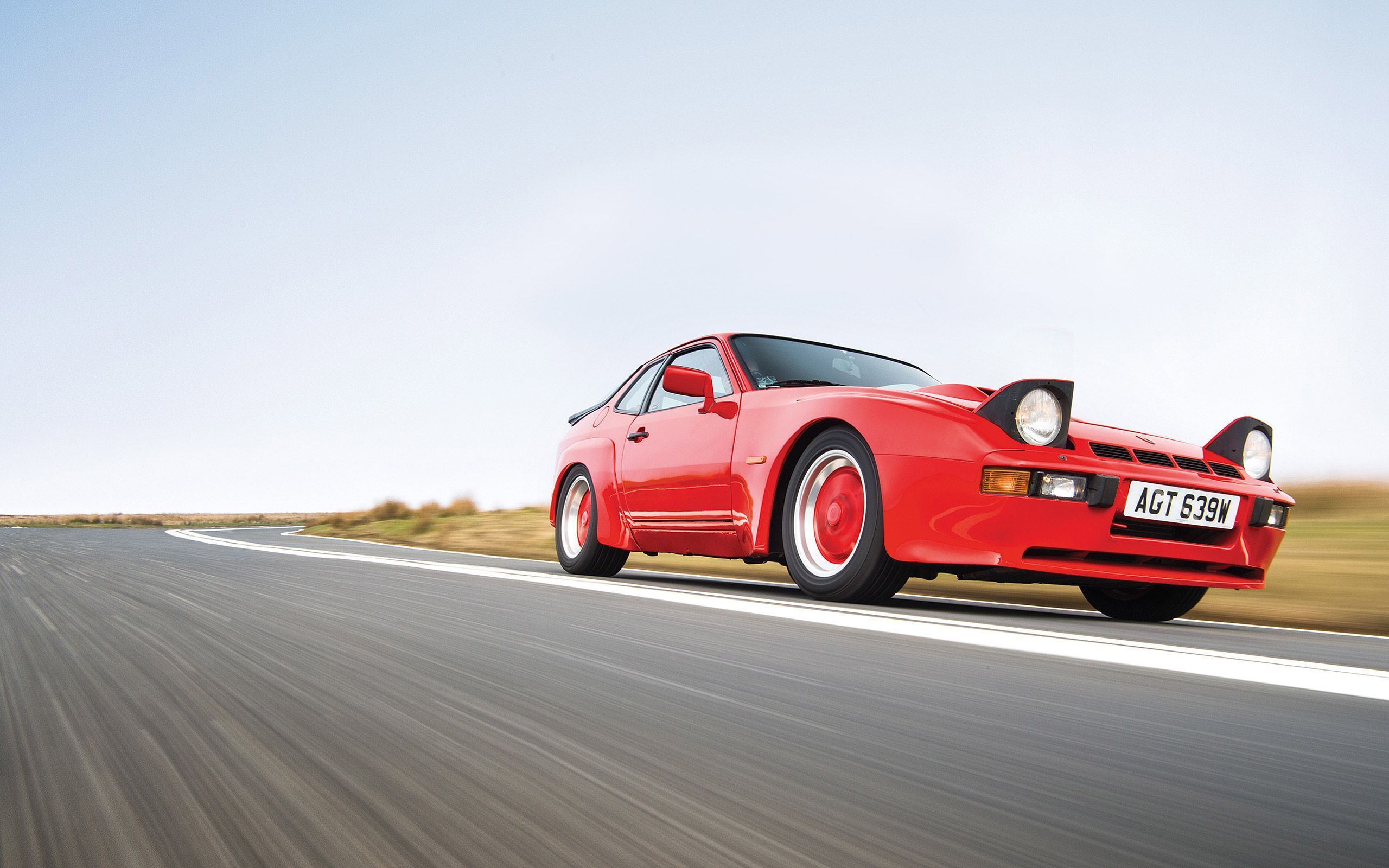 2560x1600 Porsche 924 Wallpaper