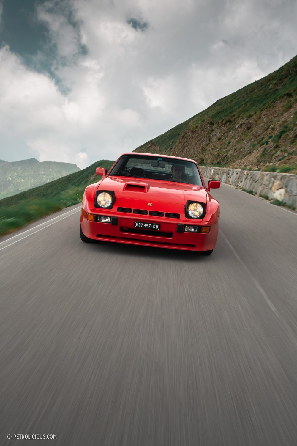 1000x1500 Porsche 924 Carrera GT