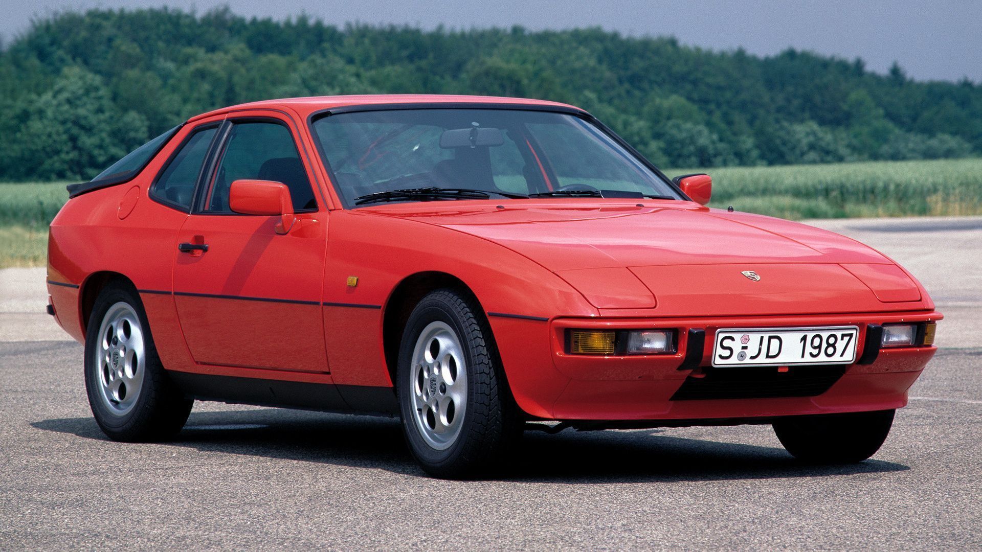 1920x1080 Porsche 924 S and HD