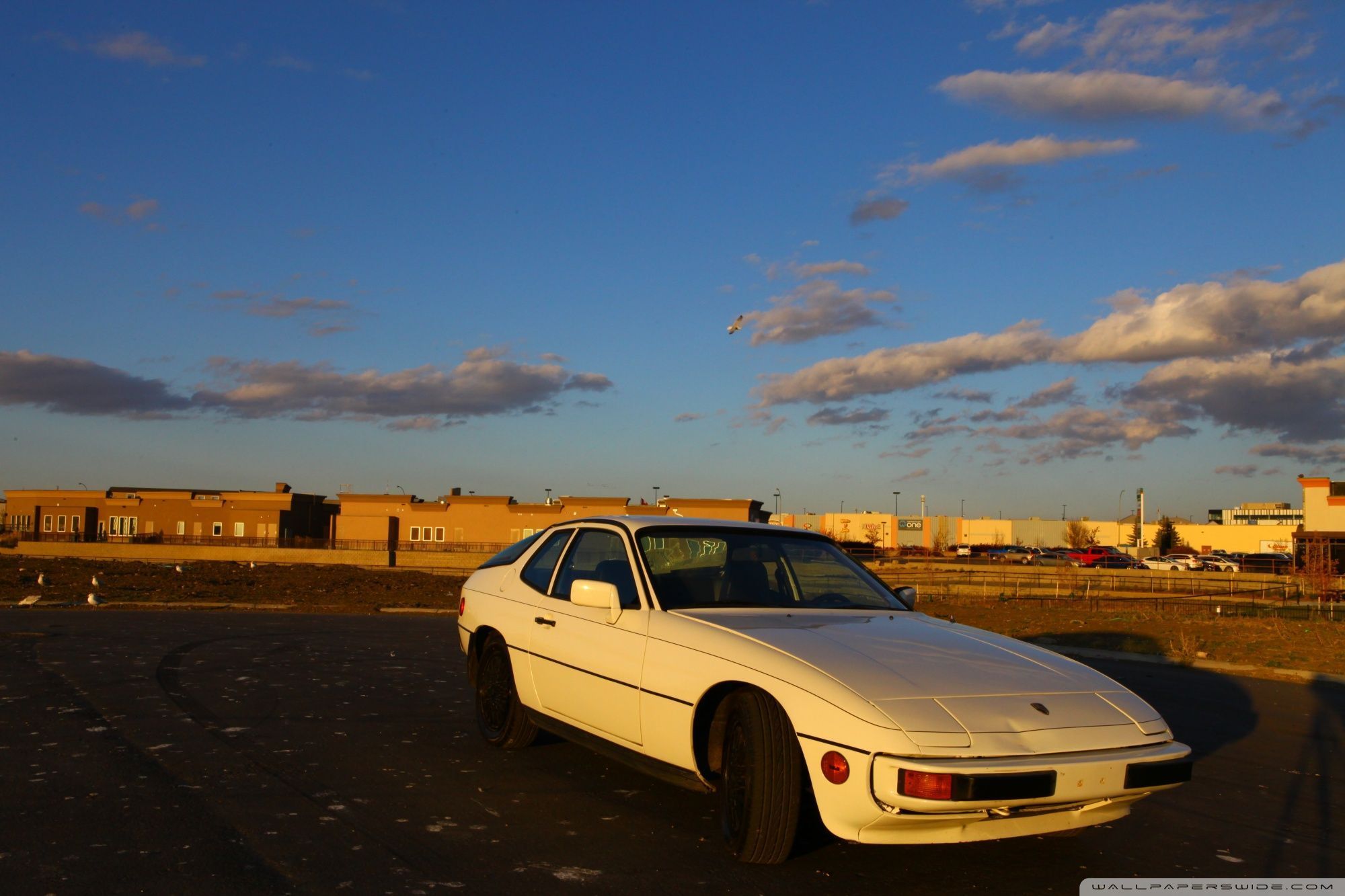 2000x1333 Porsche 924 Ultra HD Desktop Background