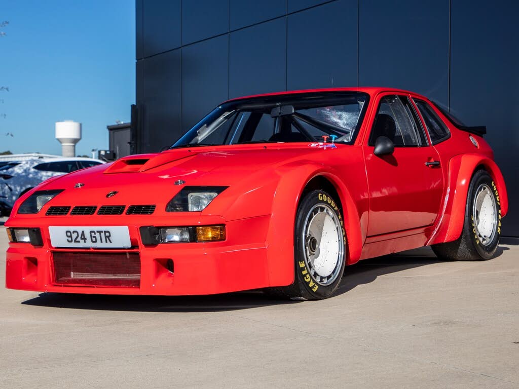 1024x768 Used Red Porsche 924