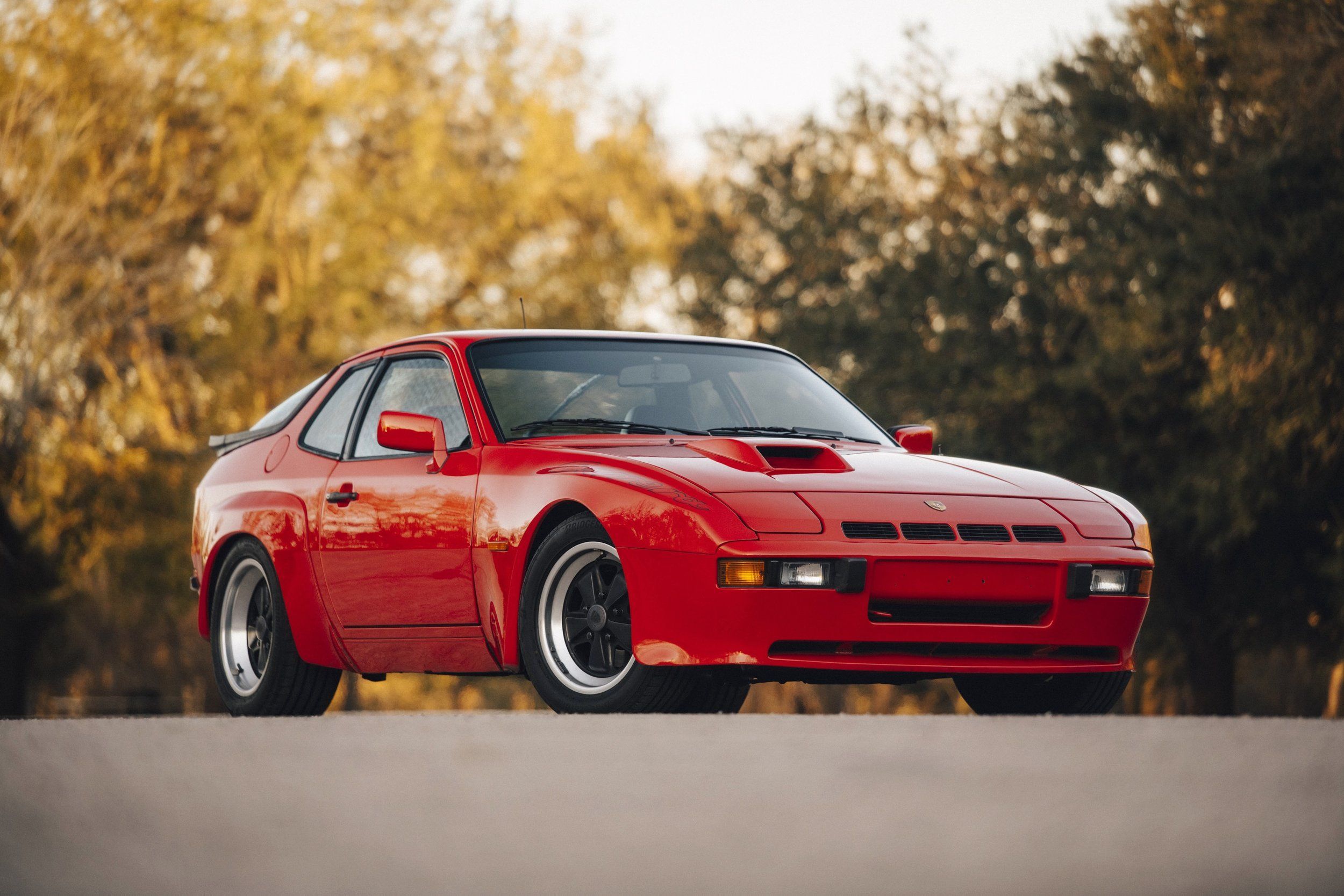 2500x1667 Porsche 924 Carrera GT