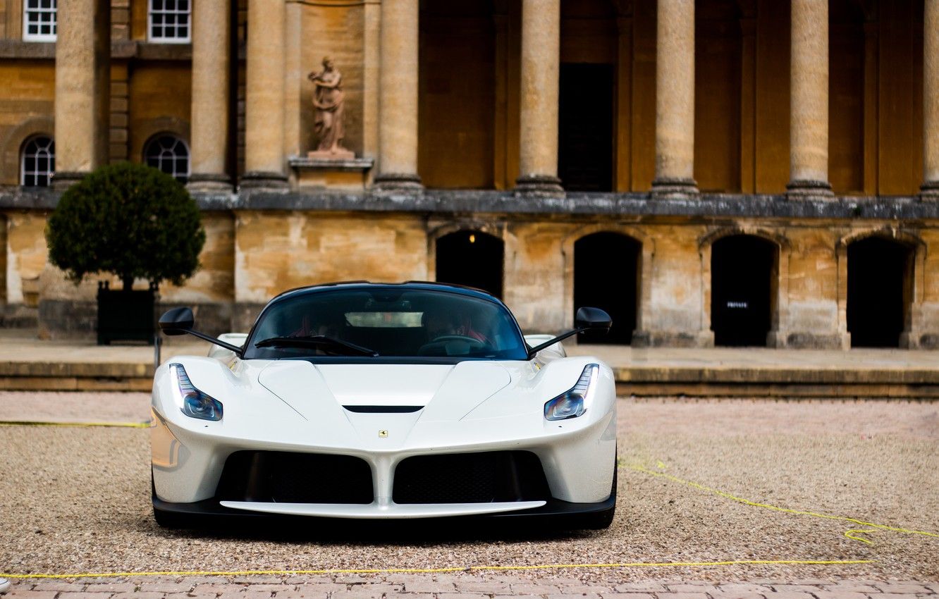 1332x850 New LaFerrari Aperta in bianco fuji