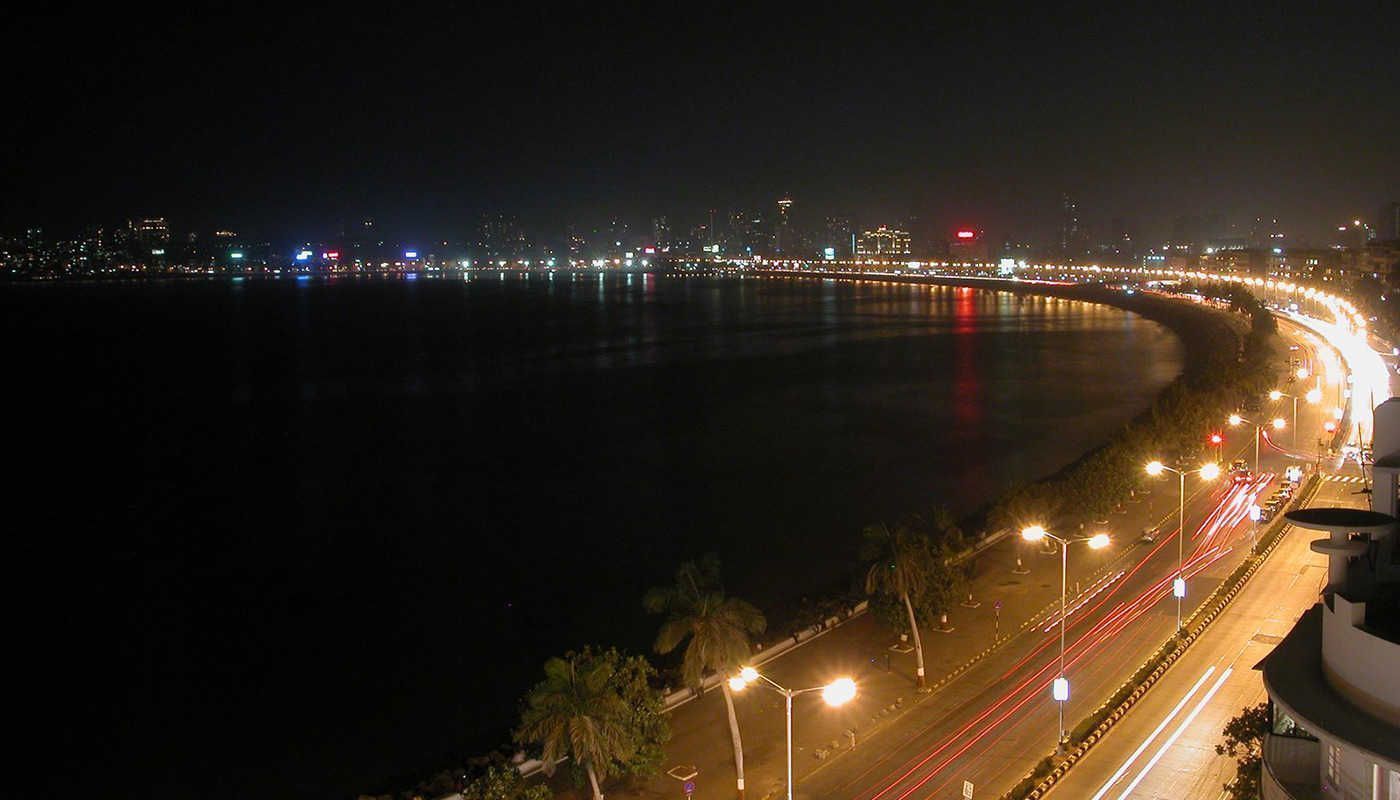 1400x800 Marine Drive Mumbai Night Wallpaper