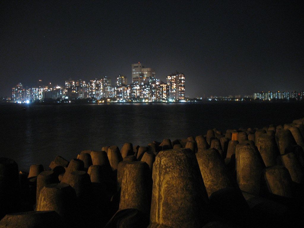 1024x768 overseas. Mumbai Skyline Night