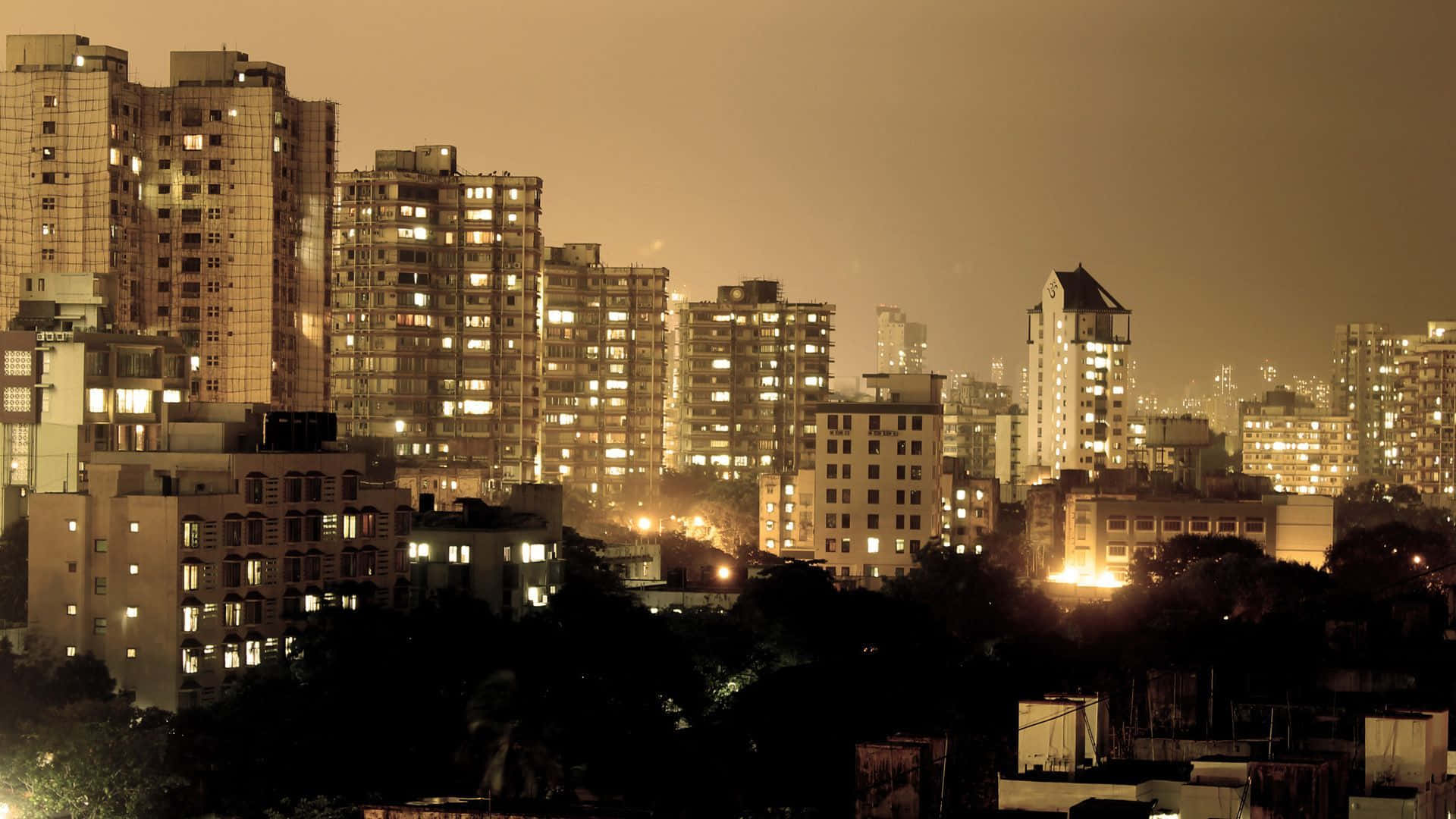 1920x1080 Caption: Dazzling Mumbai Skyline