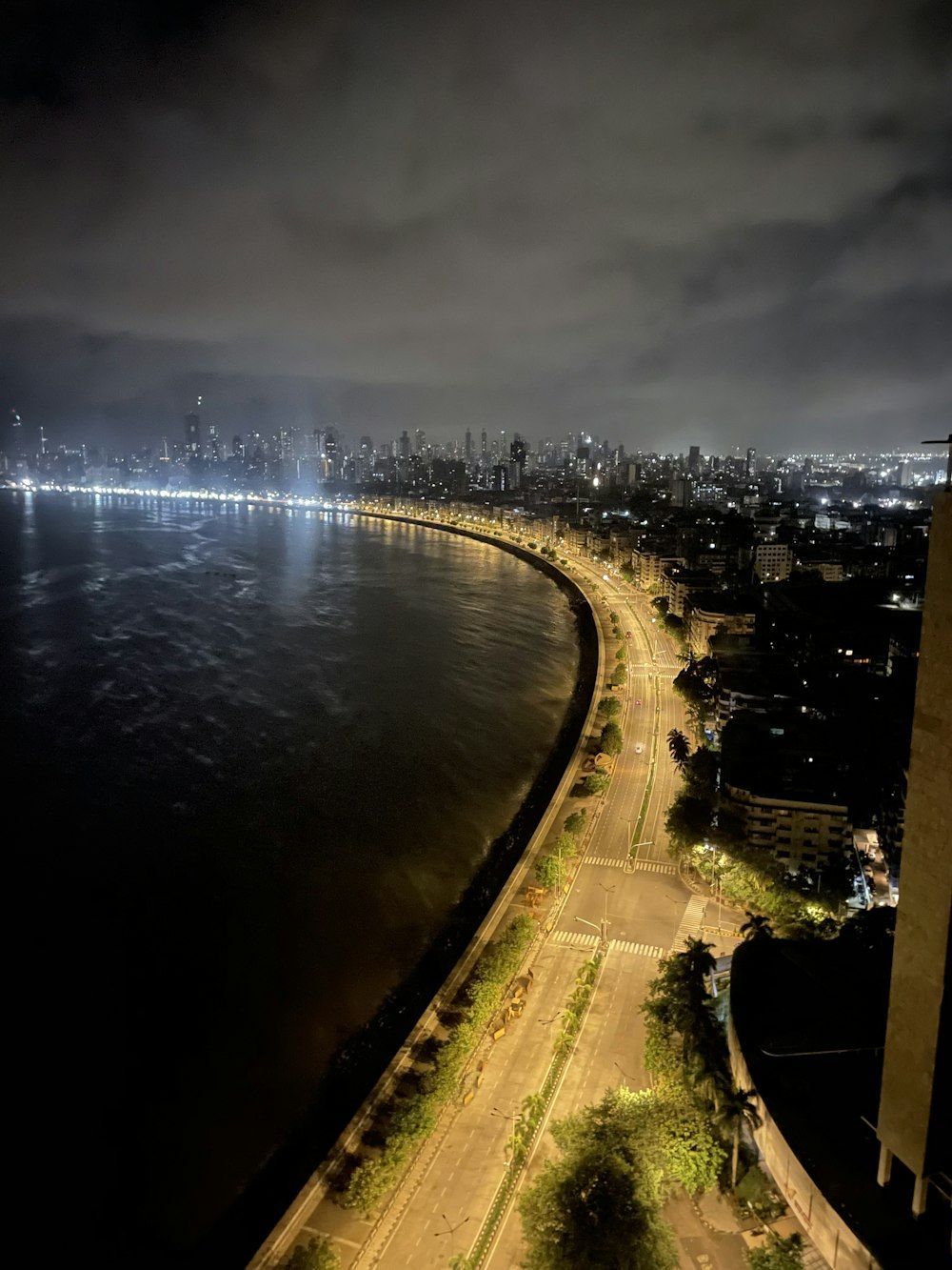 1000x1333 Marine Drive, Mumbai, India Picture