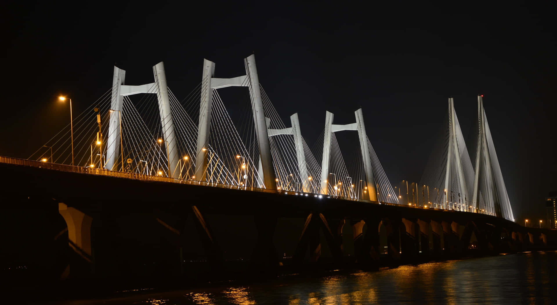 1920x1053 Mumbai Background