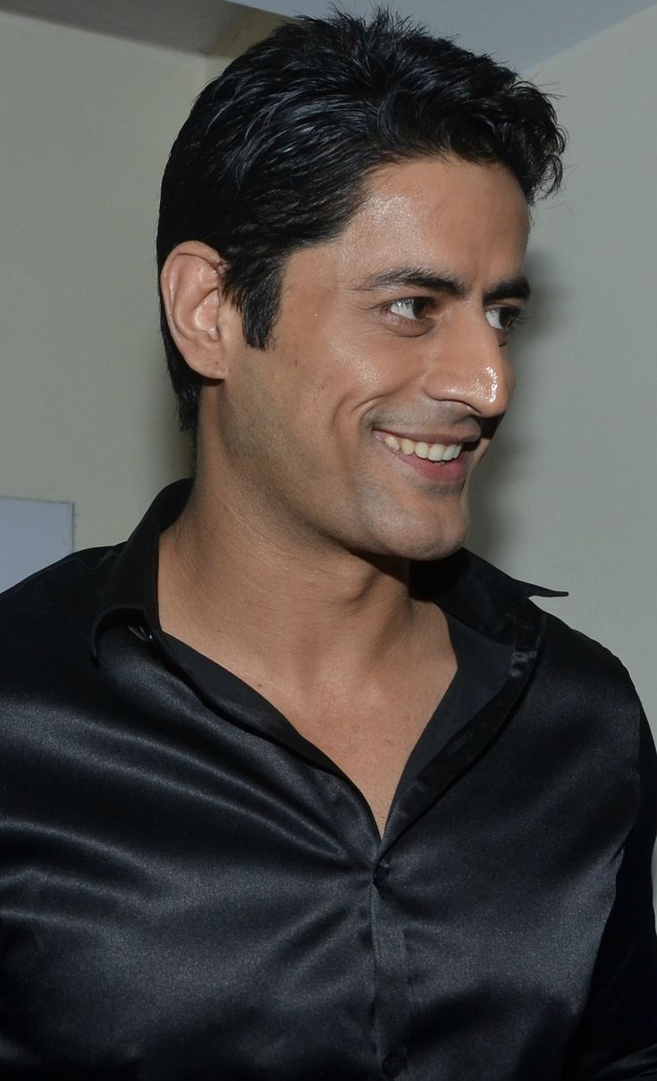 735x1209 Mohit Raina