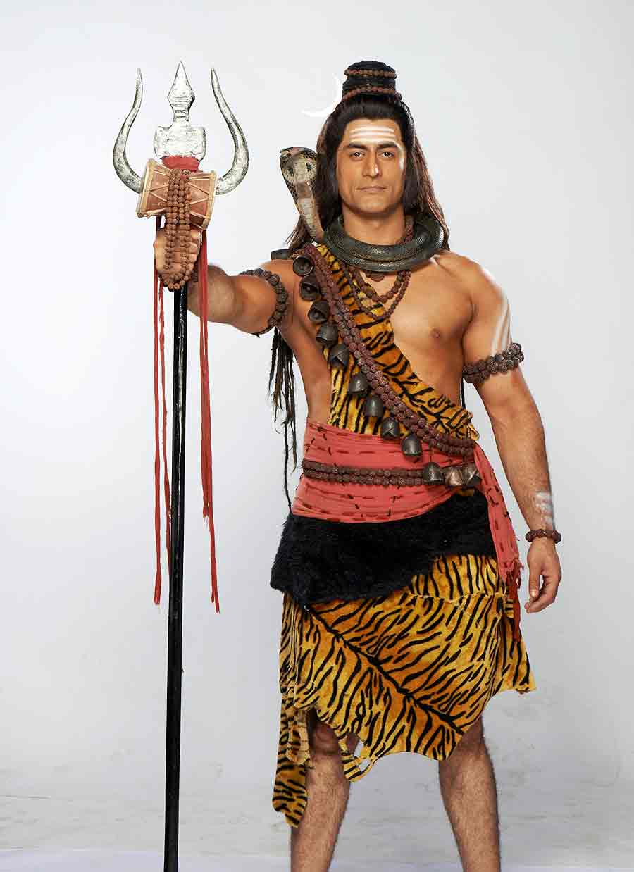 900x1238 Mohit Raina