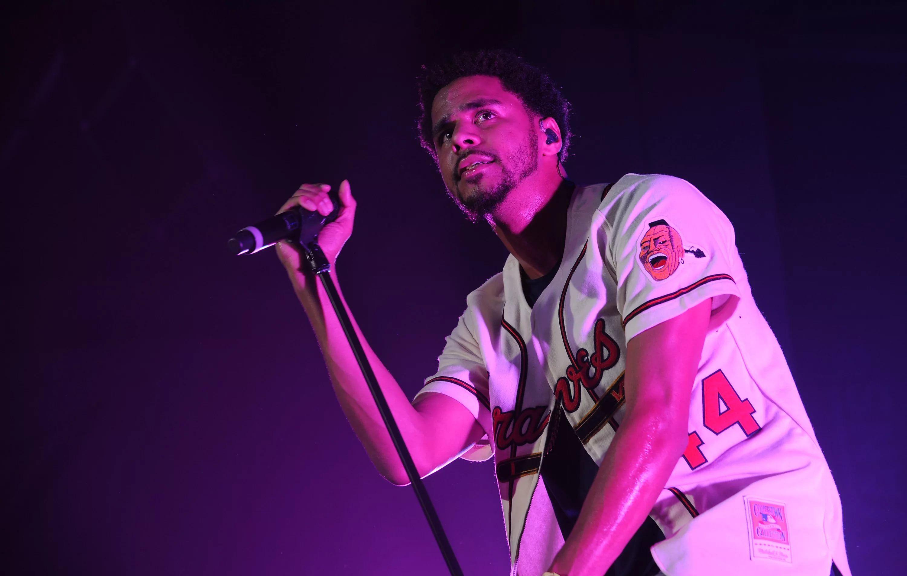 3000x1904 J. Cole HD Wallpaper free
