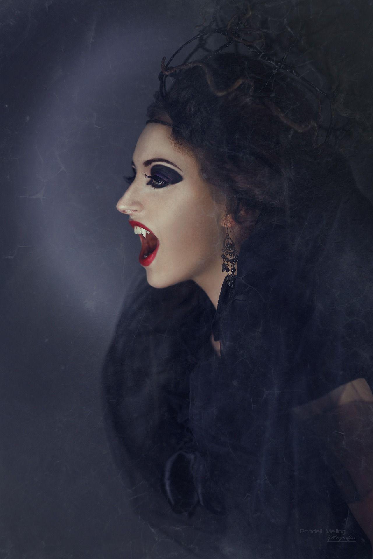 1280x1920 Vampire Girl Android Phone Wallpaper