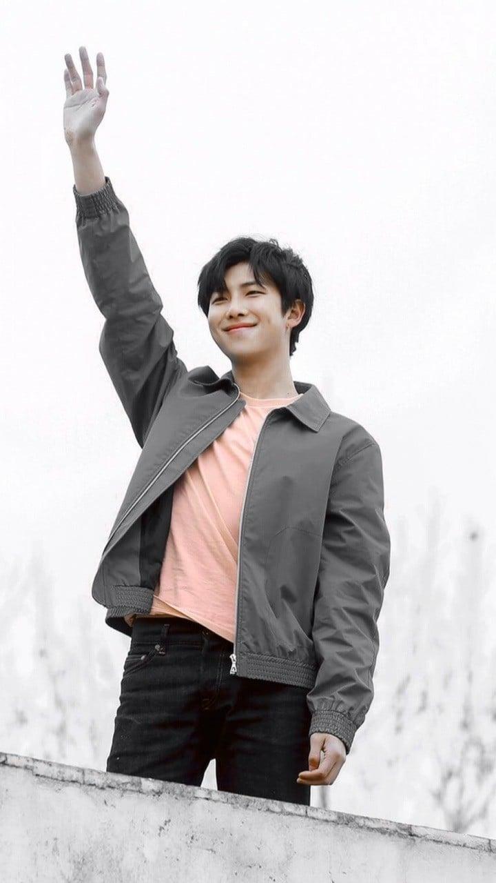720x1280 The most beautiful dimples wallpaper