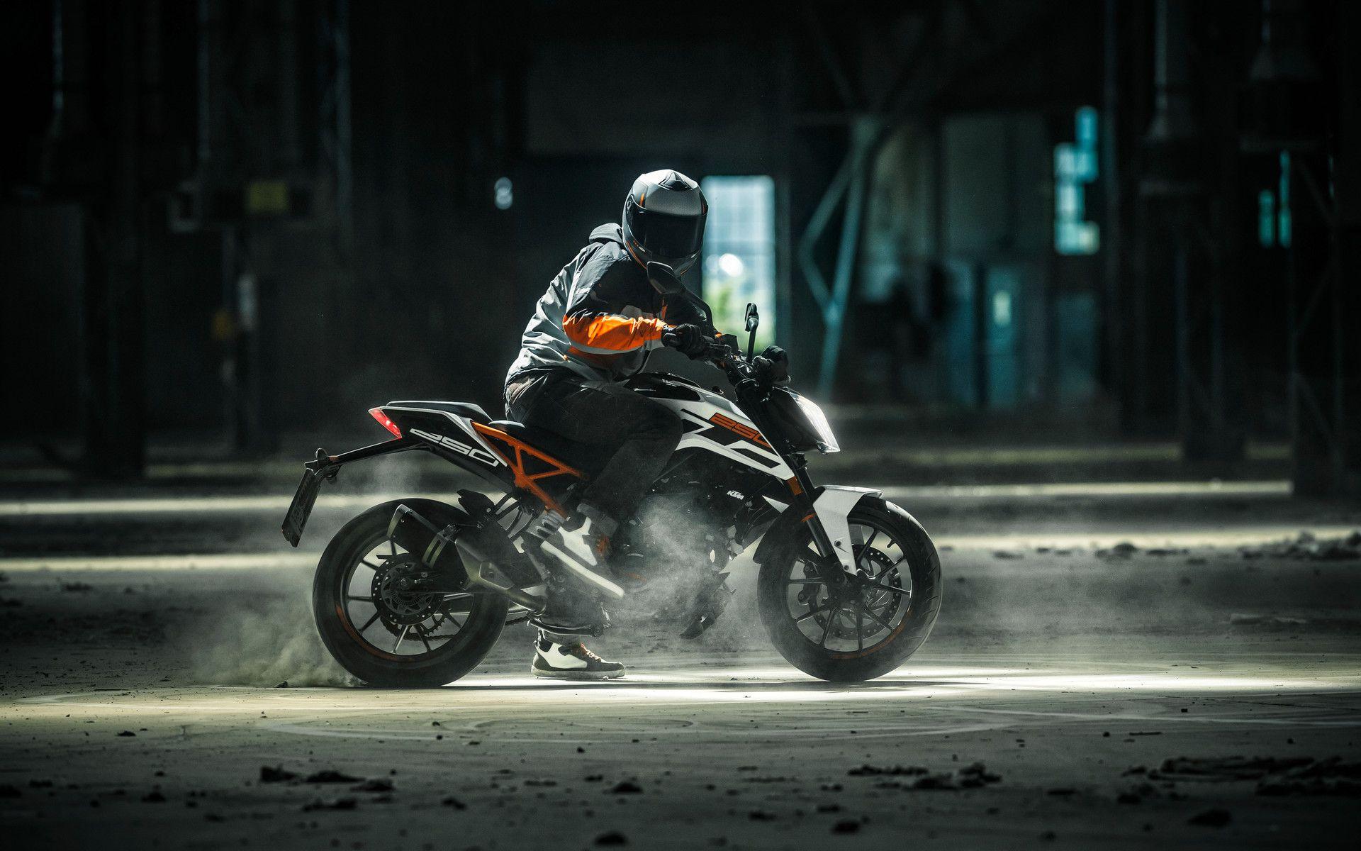 KTM Duke 200 РѕР±РѕРё