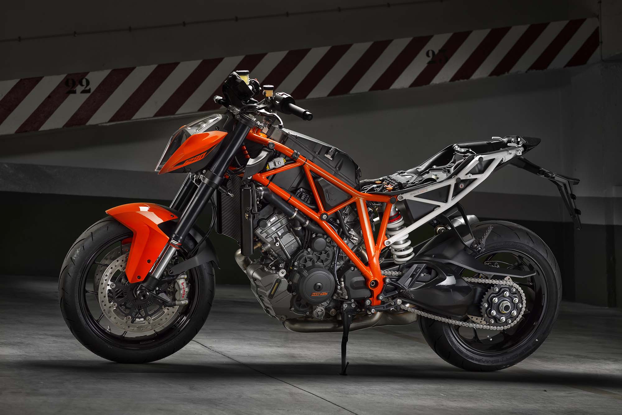 2000x1333 Ktm Duke HD Wallpaper For Pc Super Duke Chassis