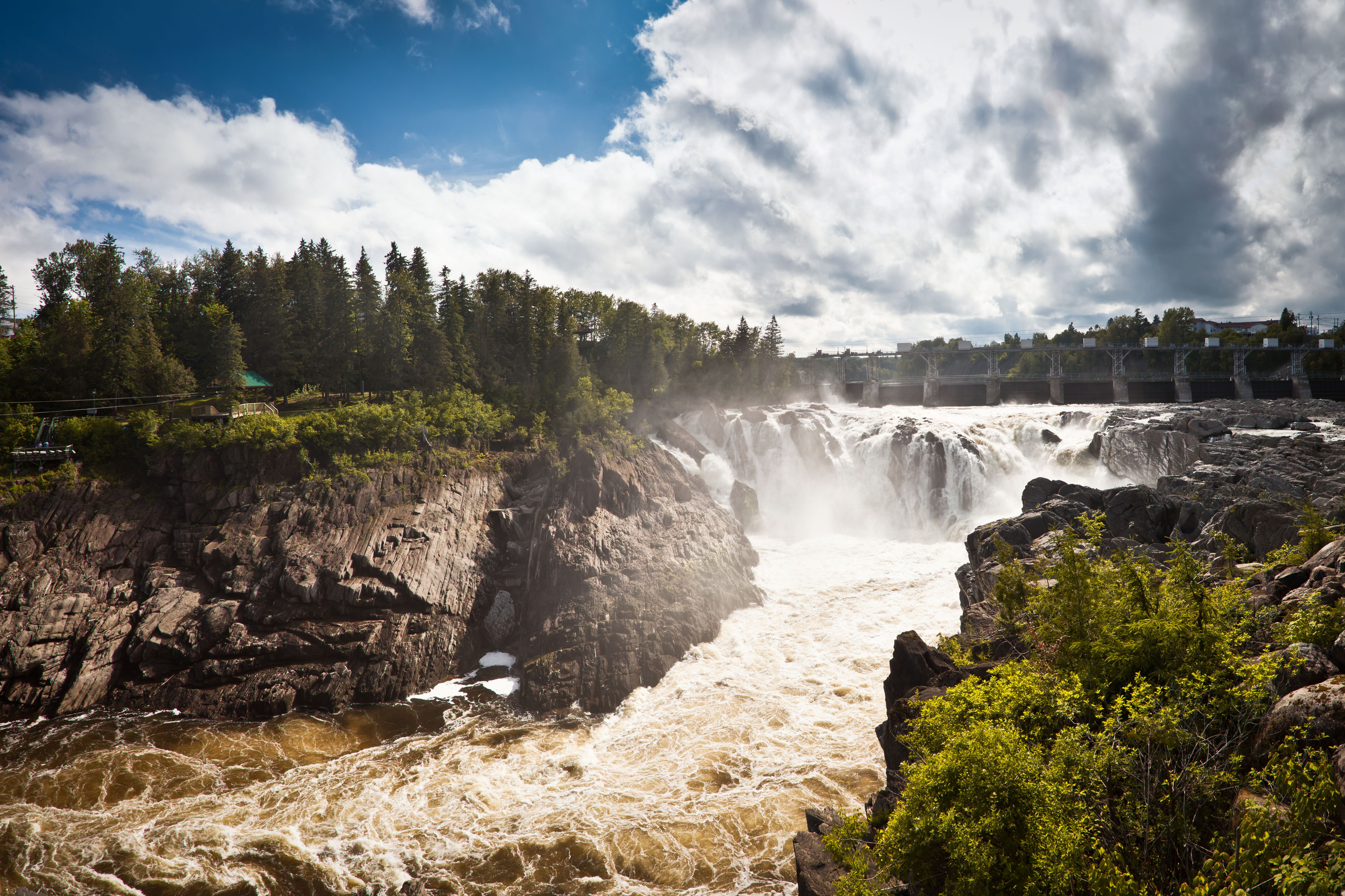 7303x4868 Grand Falls New