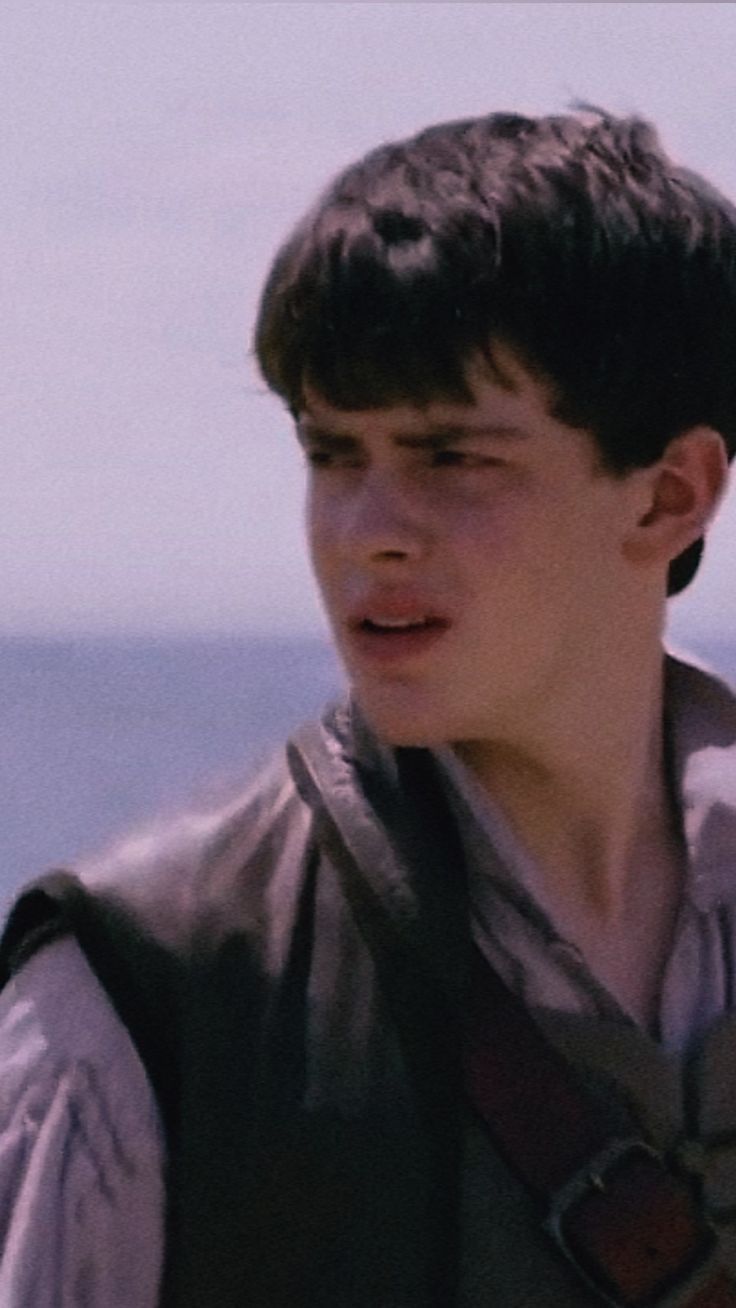 736x1308 Edmund Pevensie wallpaper. Narnia