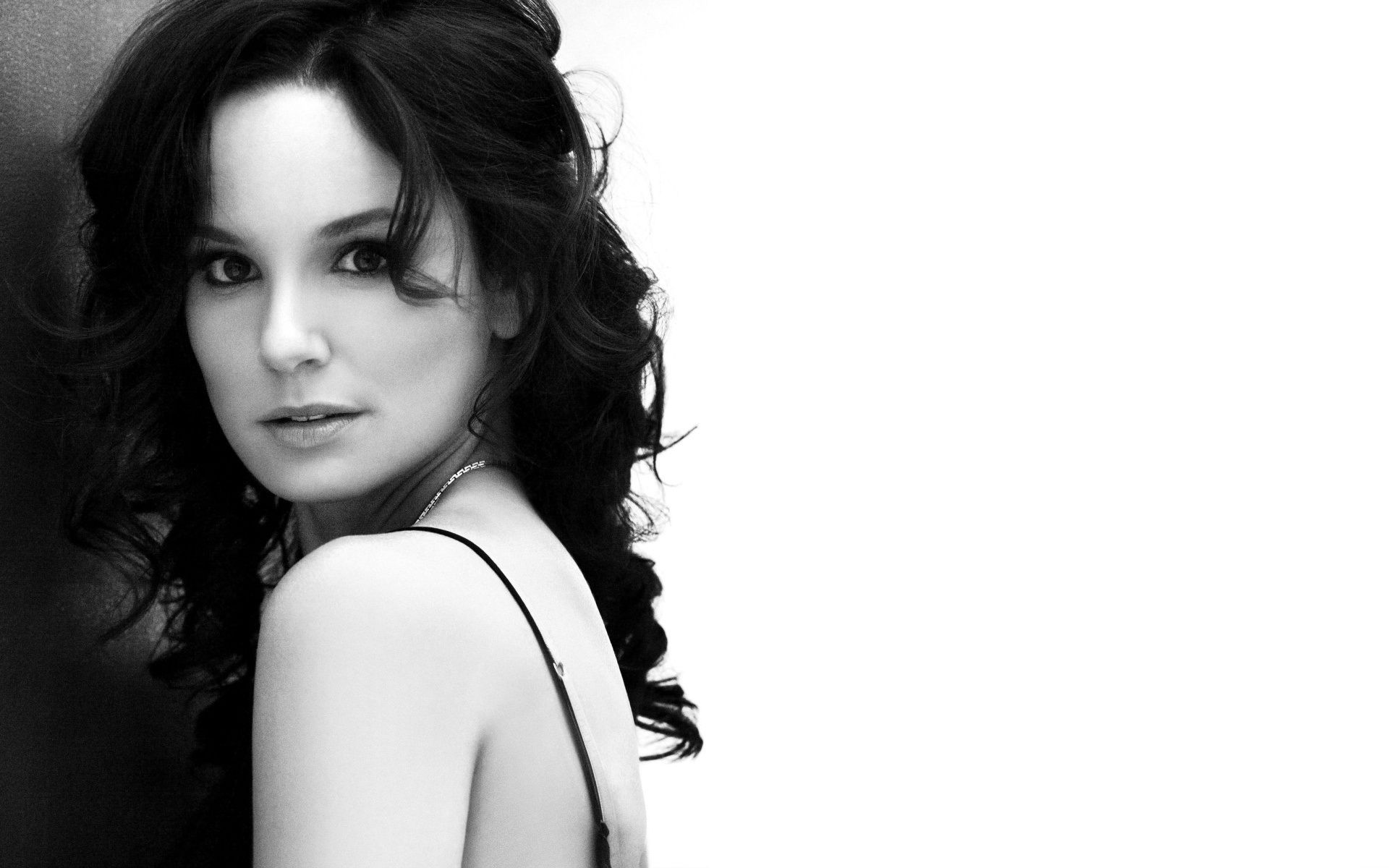 Sarah Wayne Callies Wallpapers - Top Free Sarah Wayne Callies ...