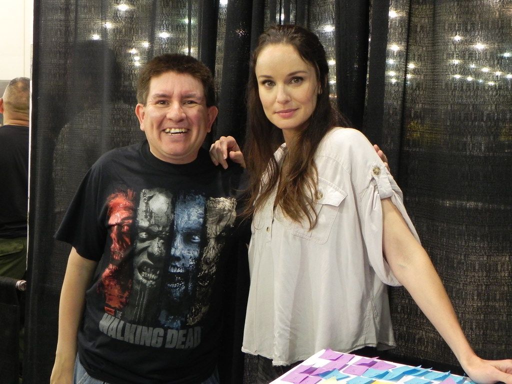 1024x768 Sarah Wayne Callies The Walking Dead